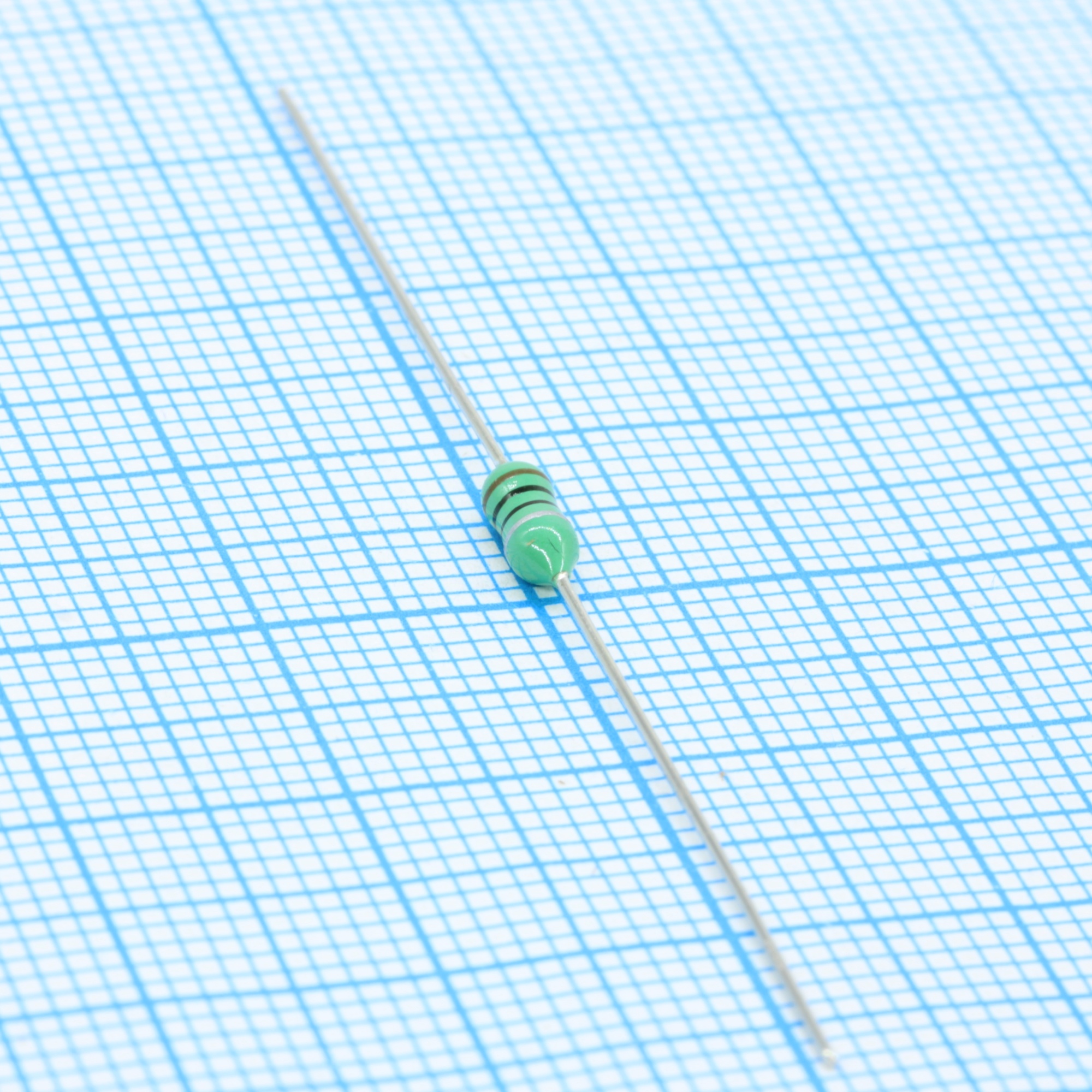 L-KLS18-EC24-100K-A - Аксиальная индуктивность высокочастотная 10 мкГн ±10% 160 мА