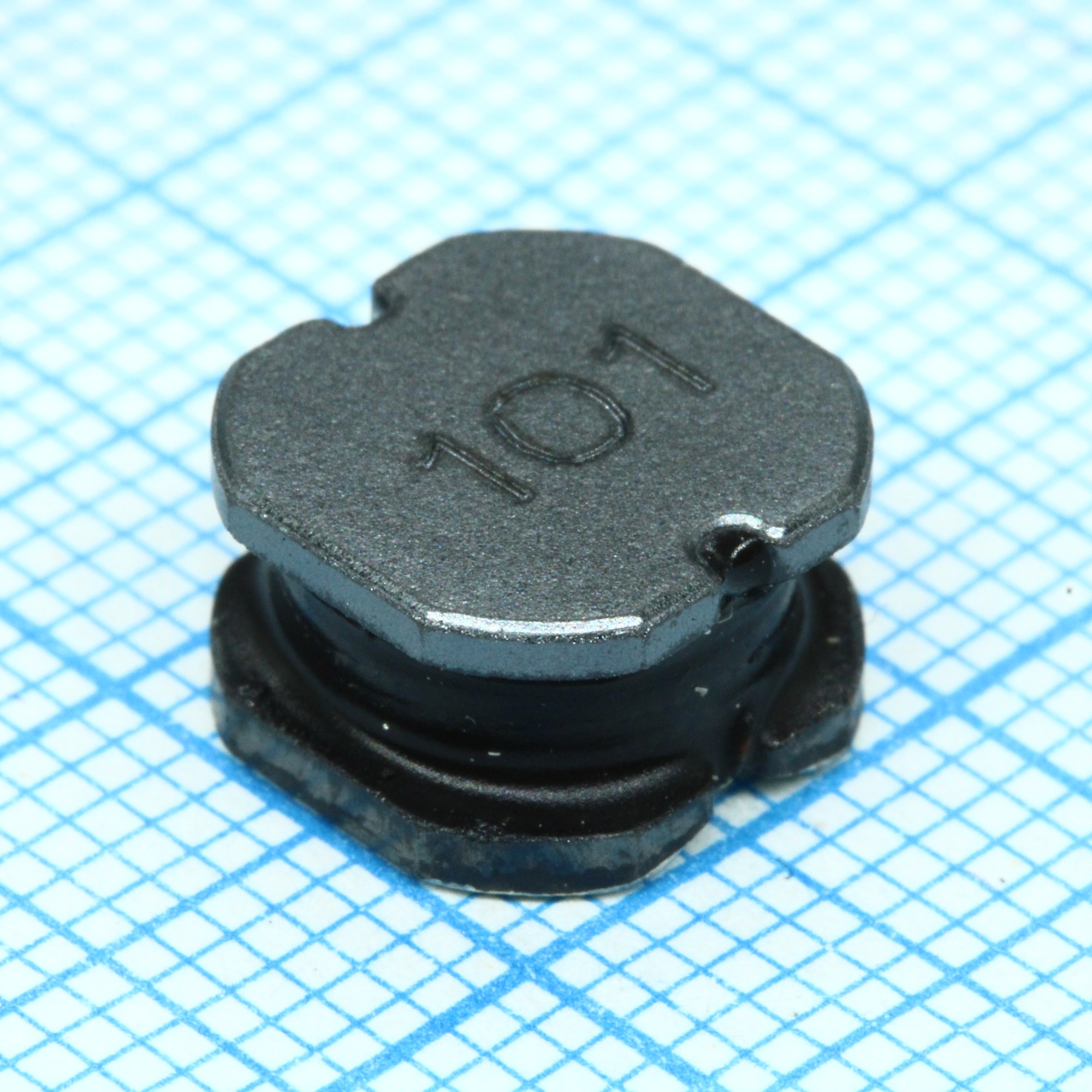 SRN1060-101M - Катушка индуктивности силовая проволочная полуэкранированная 100мкГн ±20% 100кГц 13Q-Фактор феррит 1.7A 210мОм по постоянному току лента на катушке