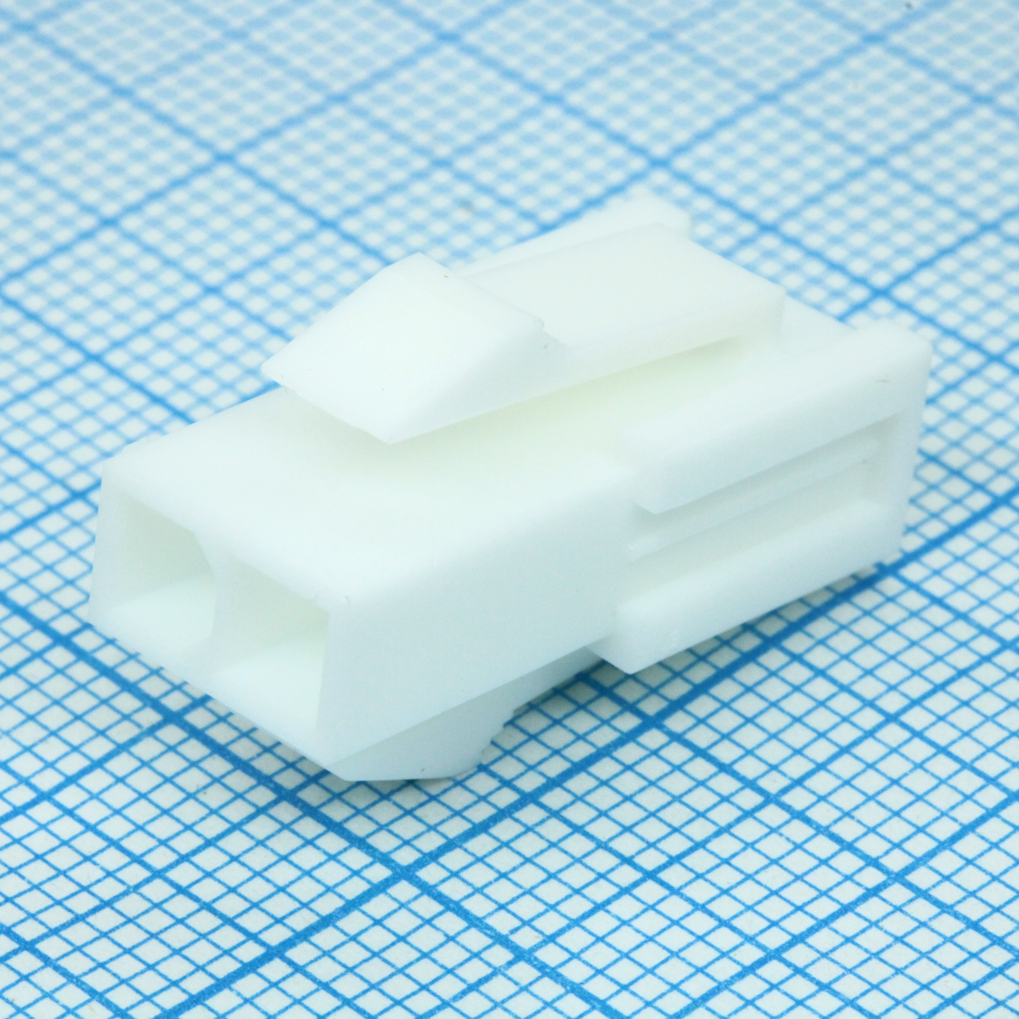 39012026 - Корпус разъема Вилка PL 2 контакта шаг 4.2мм монтаж на панель серия Mini-Fit Jrї пакет