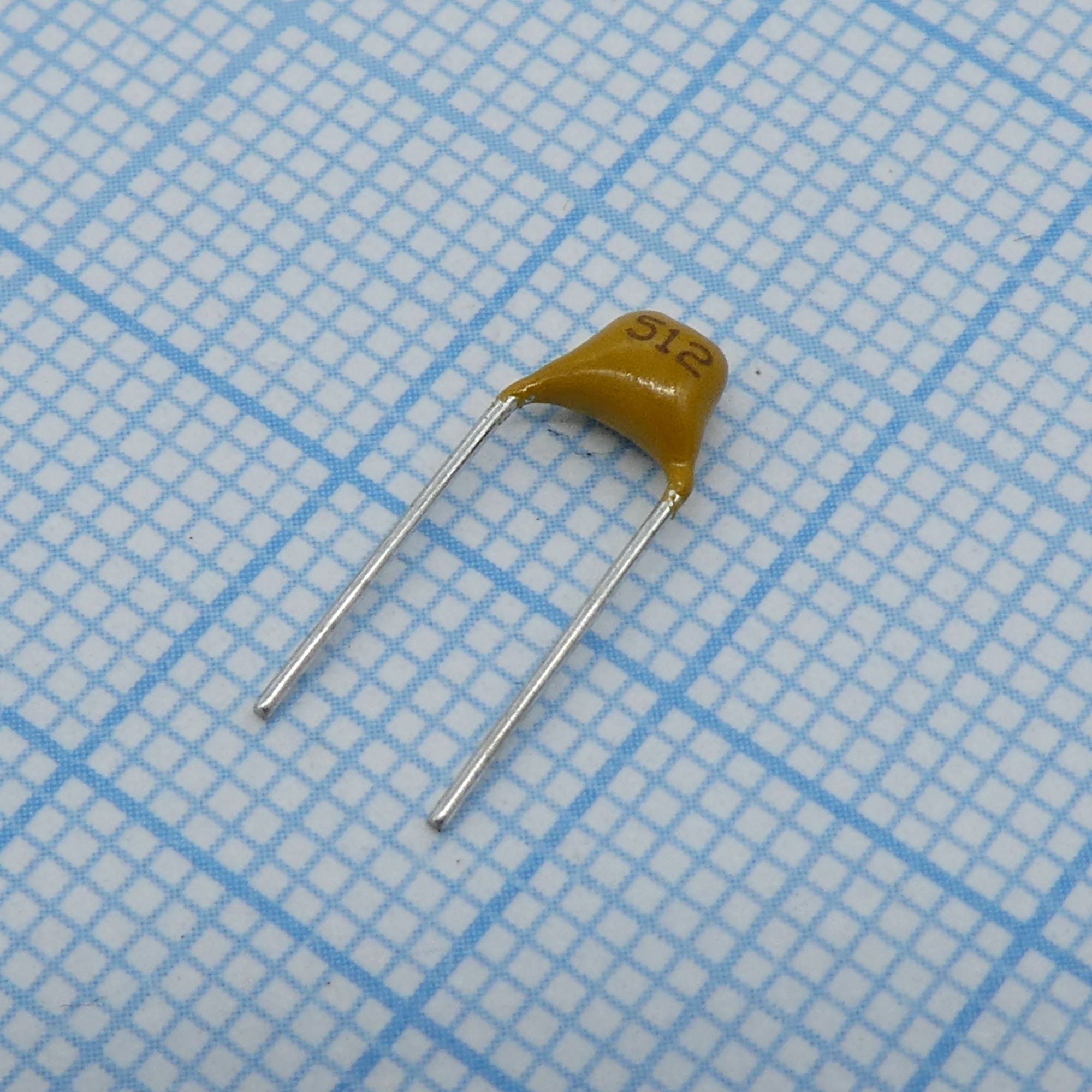 TS170R1H512KSBBB0R - Конденсатор керамический многослойный 5100пФ 50В X7R ±10% радиальный 5.08мм 125°C россыпь