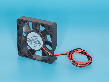 CF7-4 - Вентилятор 50х50х10, 12В, 0.12А, подшипник скольжения DAC5010H12S