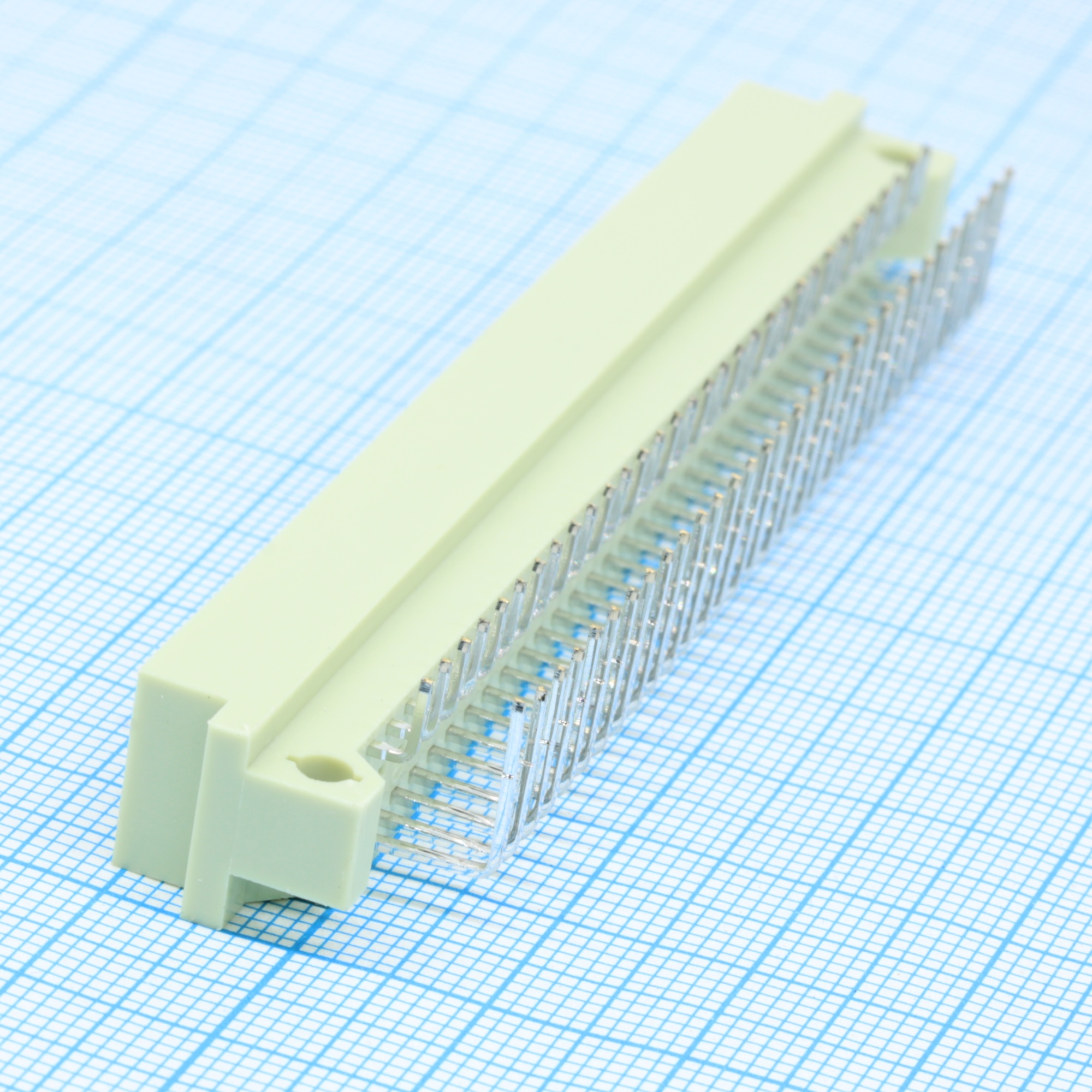 L-KLS1-D3-3264-MR - Разъем штыревой угловой на плату 64 контакта