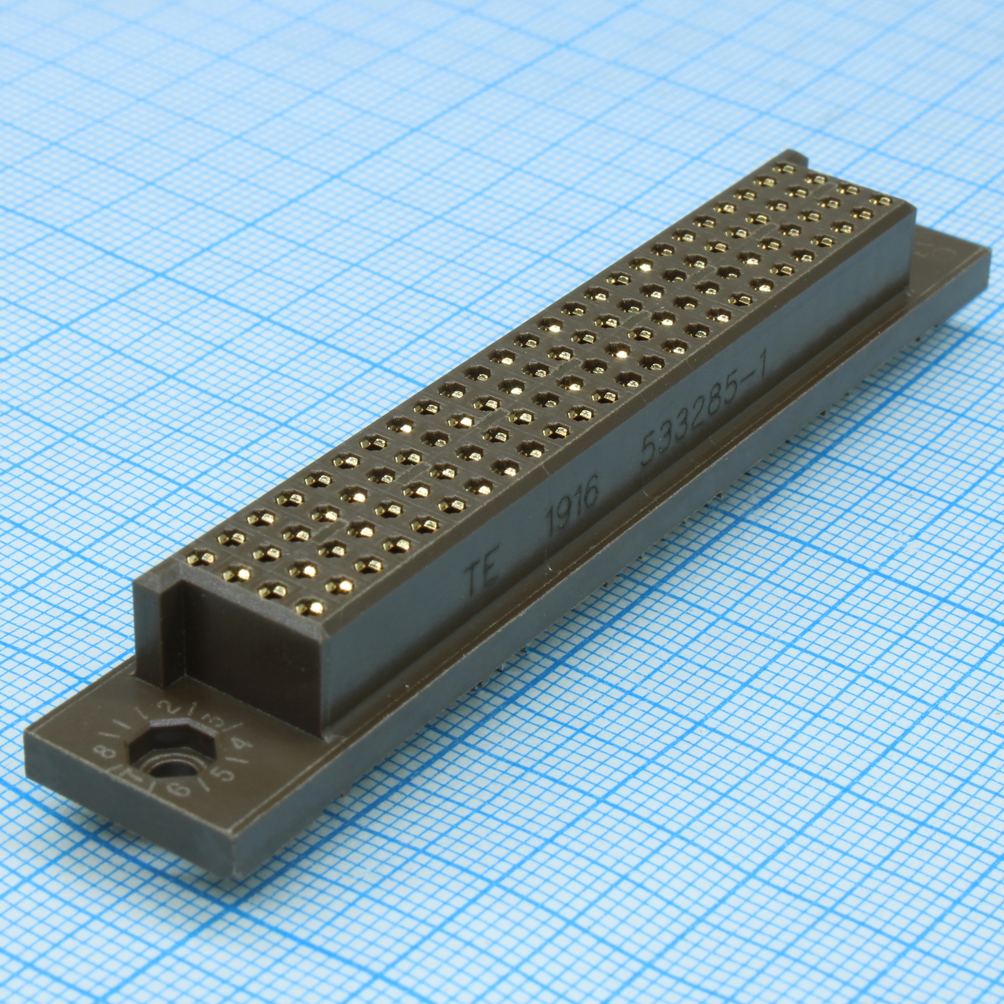 533285-1 - Соединитель розетка 100 контактов шаг 2.54мм монтаж в отверстие туба