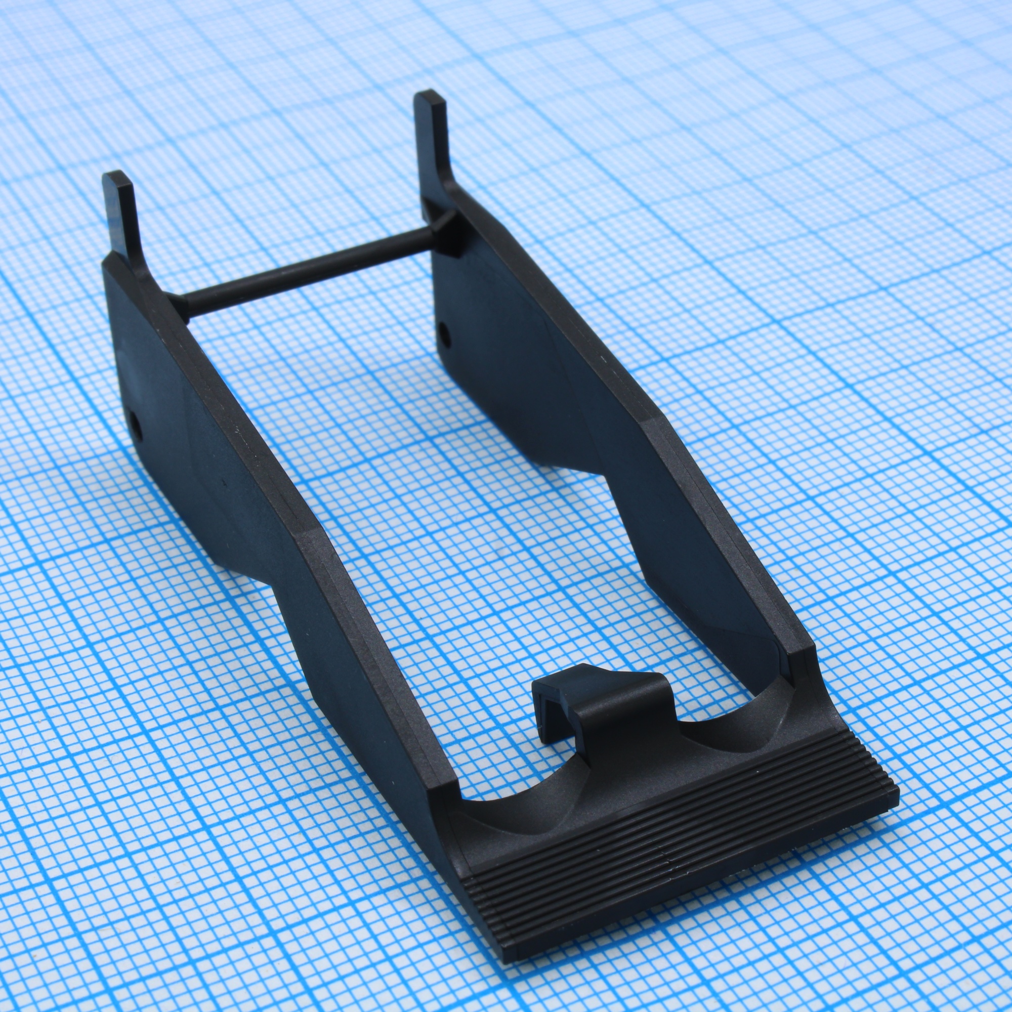 18FF-H4 - Фиксатор пластиковый для реле на DIN-рейку