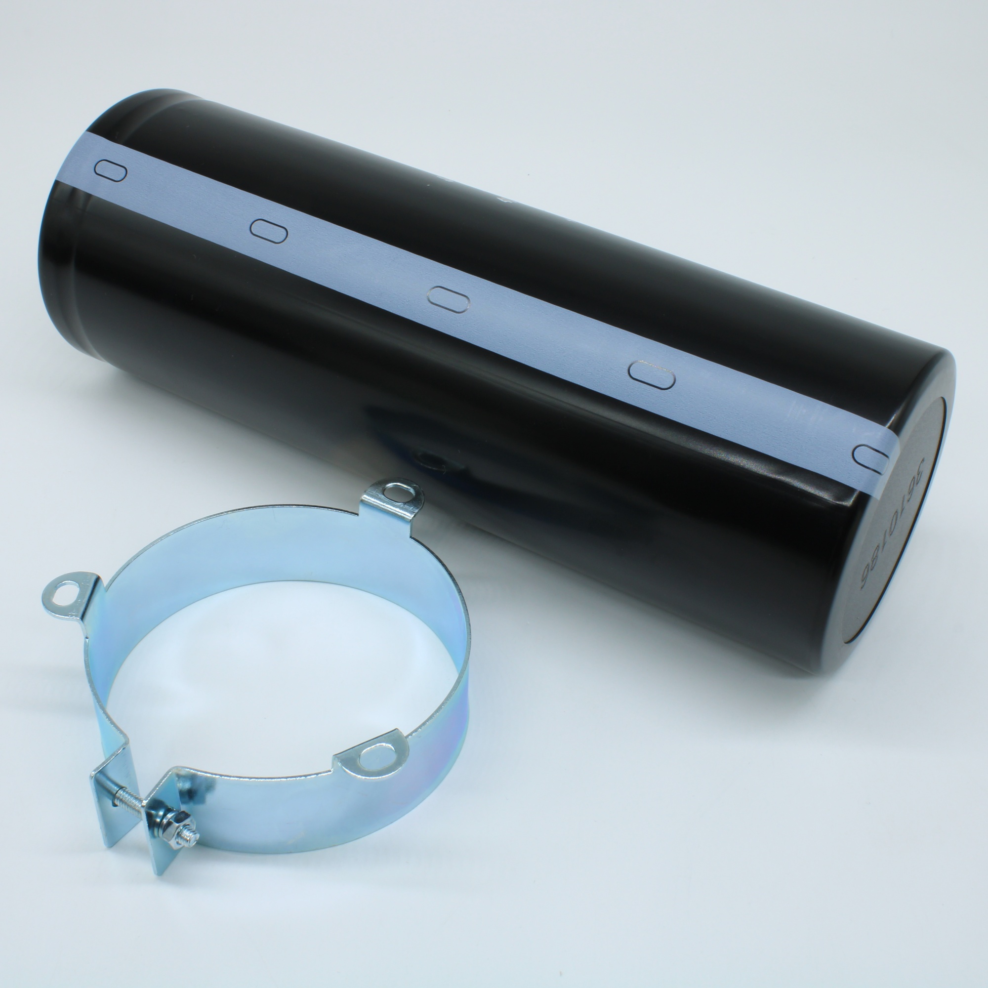 GBK123M2G76M0BZVG5S00 - Конденсатор алюминиевый  электролитический 12000мкФ 400В ±20% (76 X 220мм) выводы под винт 10.5 мОм, 25А, 12000час, +85°С