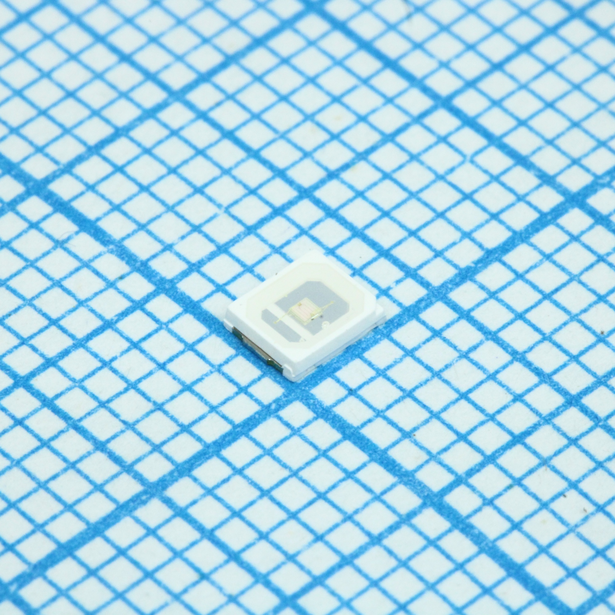 HL-A-2835D7GC-S1-08 - Светодиод smd 2,8х3,5мм/зеленый/ 529нм/2.6-3.4v/ 8300-11000мКд  @150мА/ Ifmax=150мА/ 120°/ 2.8x3.5x0.7мм
