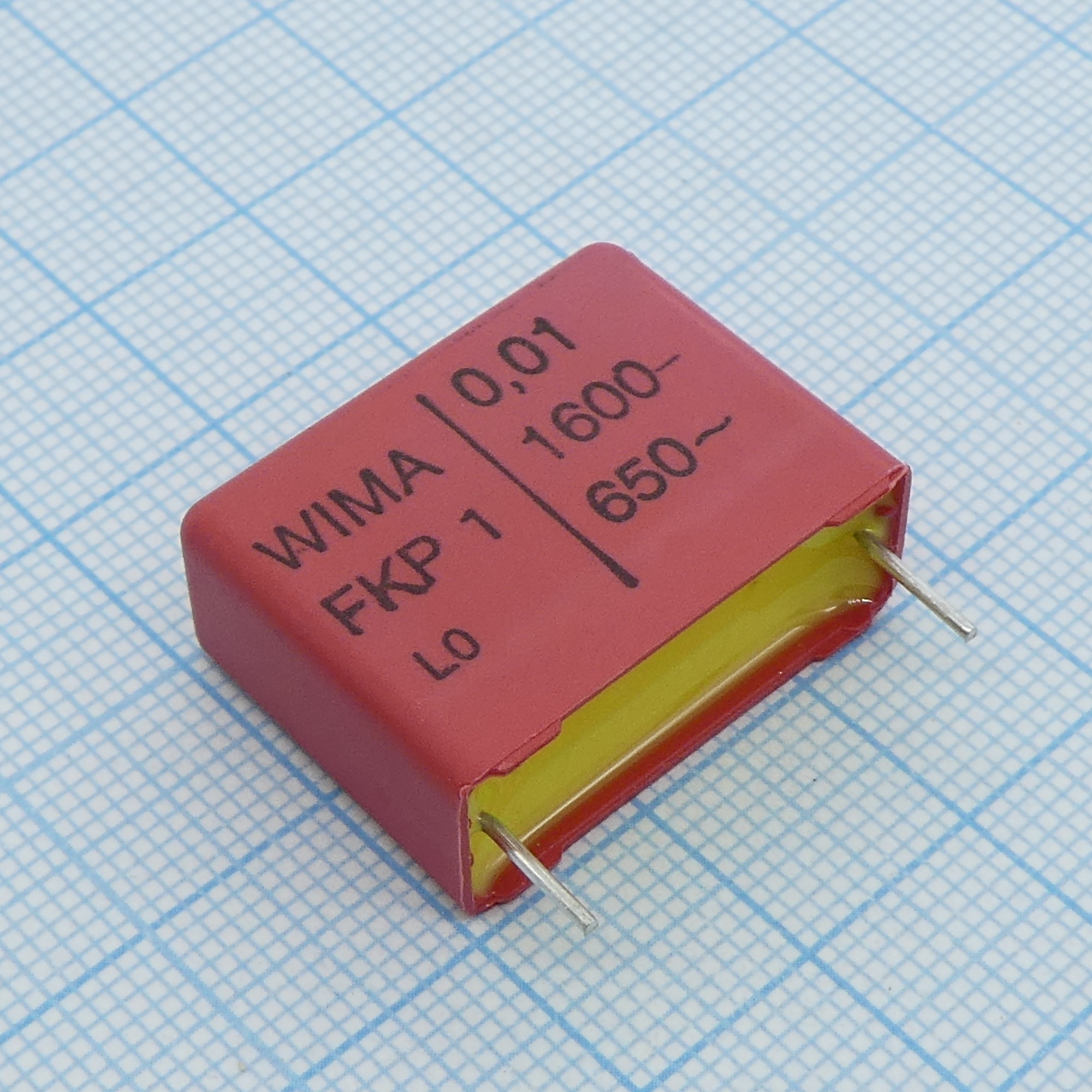 FKP1T021005H00JSSD - Конденсатор металлоплёночный полипропиленовый 0.01uF ±5% 1600VDC/650VAC (26.5 X 7 X 16.5mm) радиальный 22.5mm россыпь