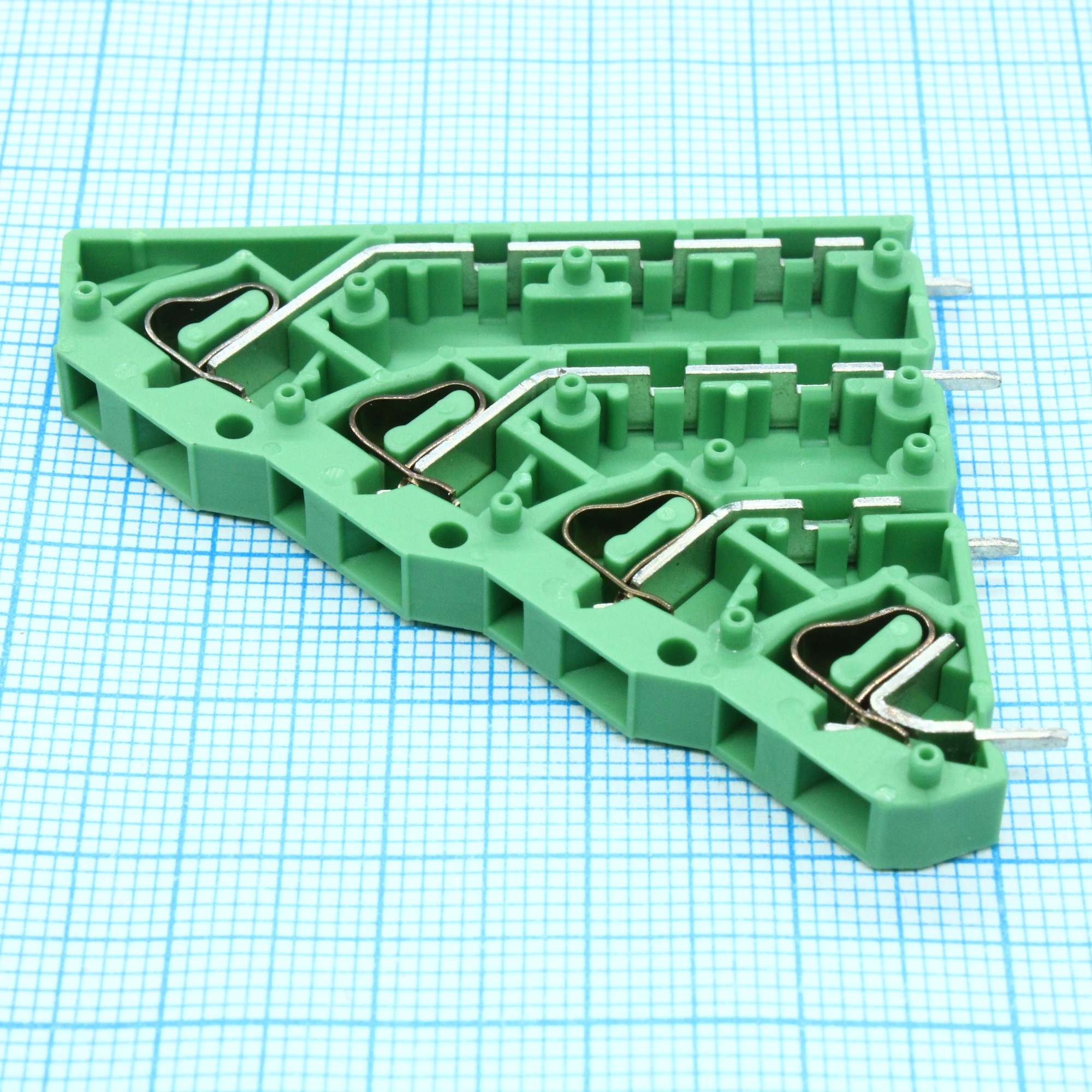 ZFK4DS 1.5-5.08 - Клеммы для печатной платы, номинальный ток: 12 A, расчетное напряжение (III/2): 400 В, номинальное сечение: 1,5 мм?, размер шага: 5,08 мм, полюсов: 1, тип подключения: Пружинный зажим