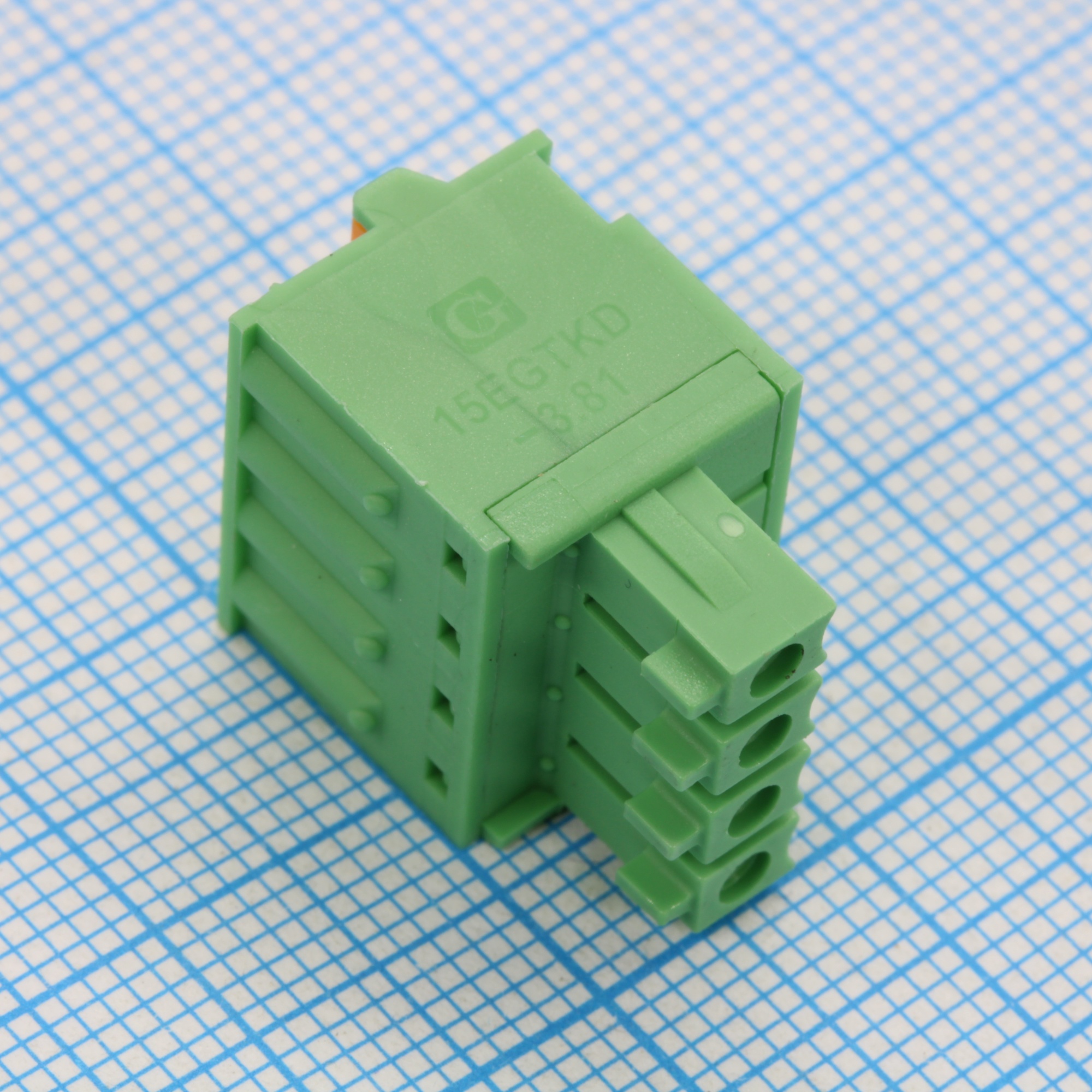 15EGTKD-3.81-04P-14-00 - Разъемный клеммный блок, Серия 15EGTKD-3.81 4 контакта