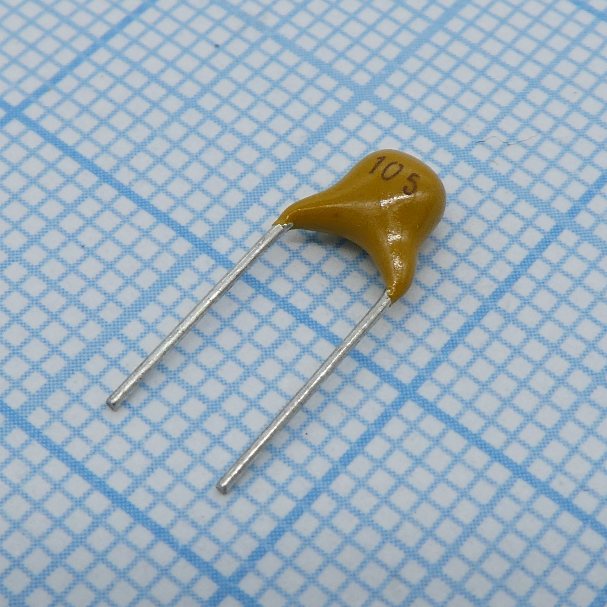 TS170R1H105MSBFB0R - Конденсатор керамический многослойный 1мкФ 50В Y5V +80%-20% радиальный 5.08мм 85°C россыпь