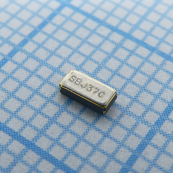 ABS07-32.768KHZ-7-T - Резонатор кварцевый 32.768кГц 20ppm 7пФ SMD лента на катушке