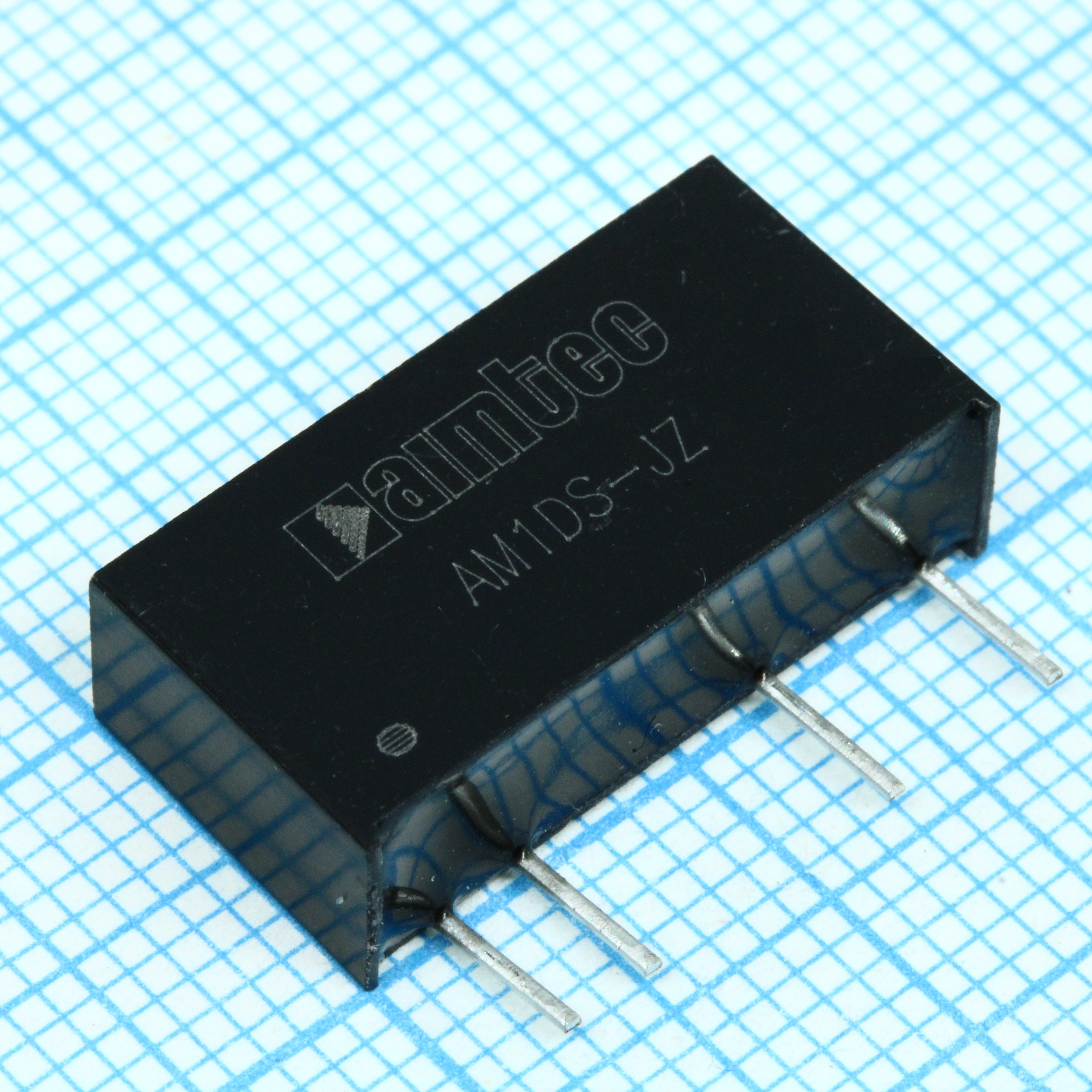 AM1DS-1212DJZ - DC/DC, 1Вт, вход 10.8…13.2В, выход ±12В/±0.005…0.042А, изоляция 1500В DC, КПД 81%, максимальная емкостная нагрузка не более ±220мкФ, SIP7, 19.65x6x10.16мм, -40…105°C, пластик