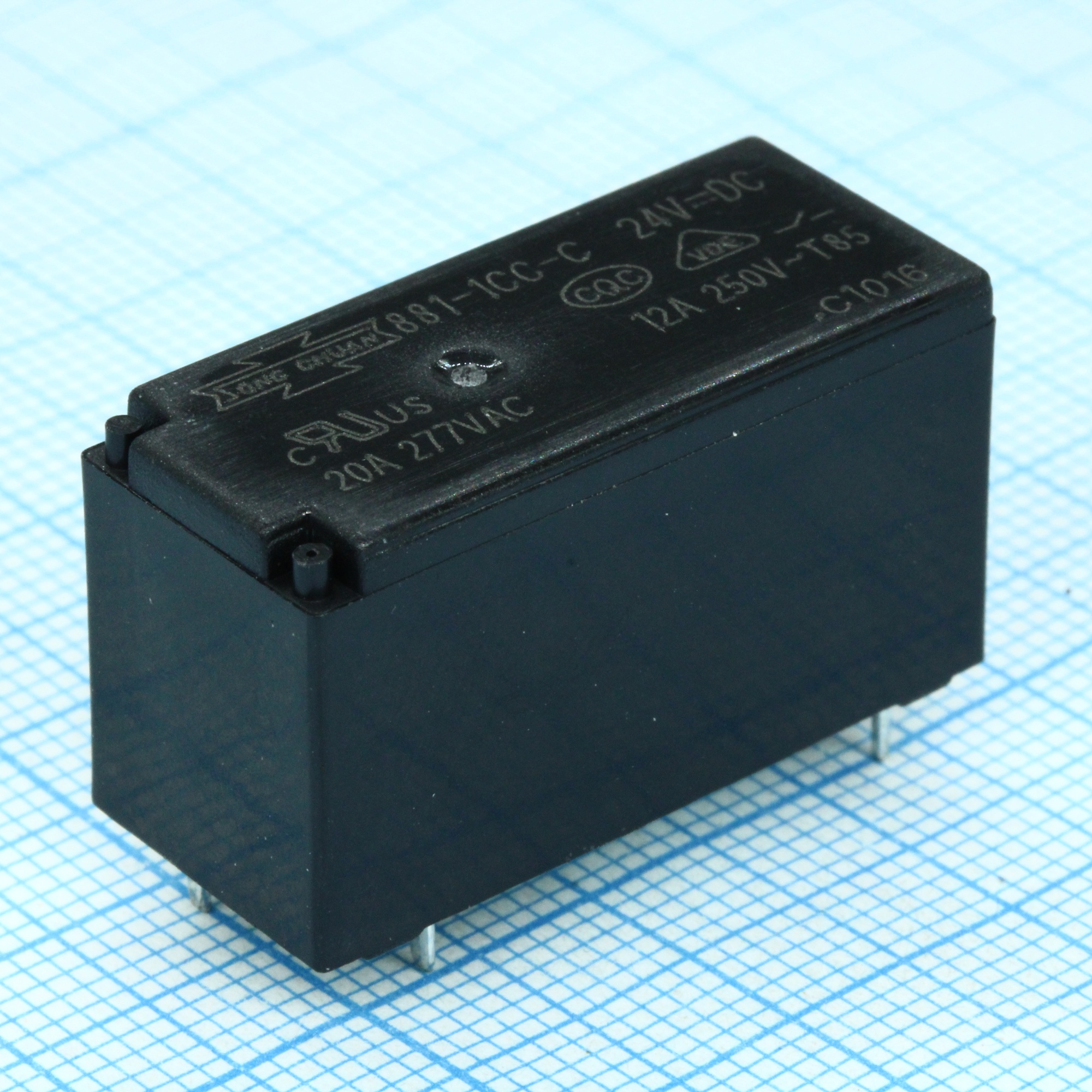 881-1CC-F-C 24VDC - Реле промежуточное катушка 24В, 0.4Вт контакты 12A 240В переменного тока, 1 перекидной, размер (LxWxH) мм: 29.0х12.7х15.7. мотнаж в отверстие