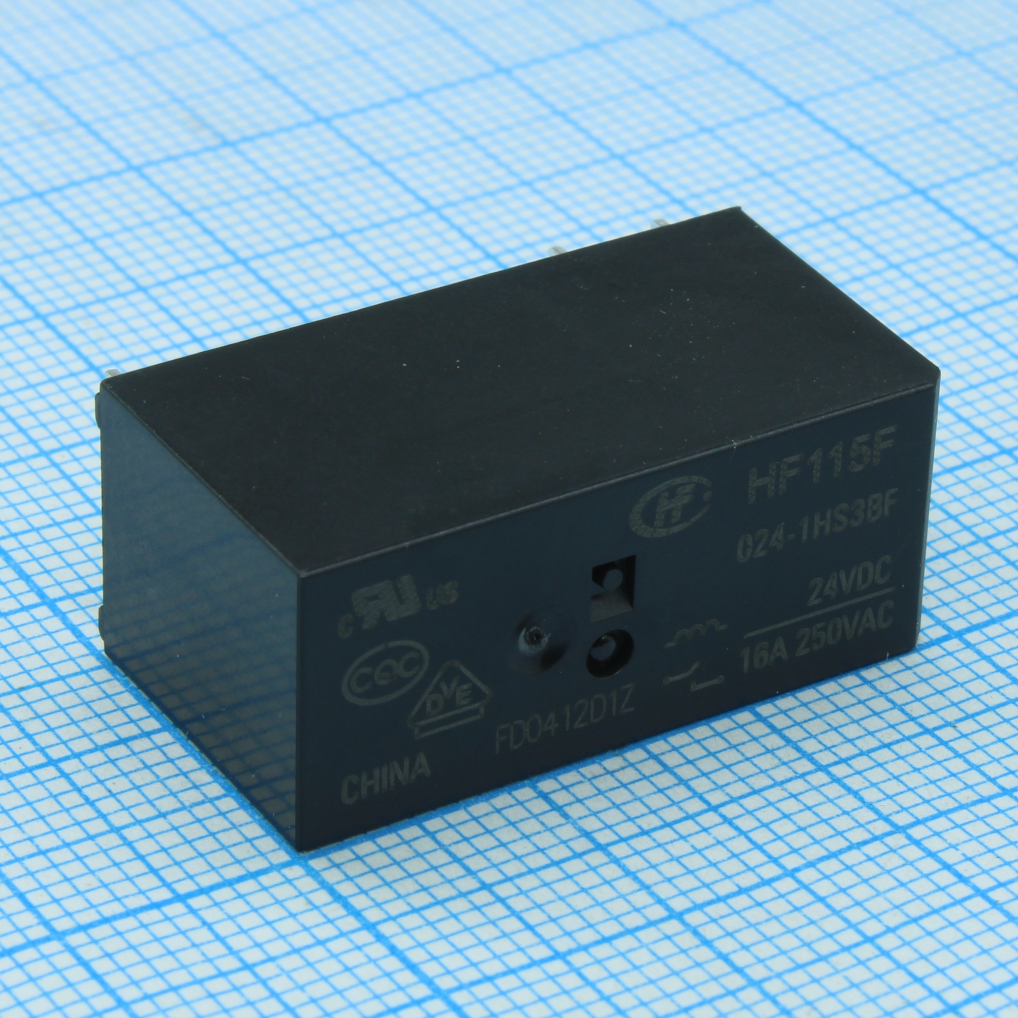 HF115F/024-1HS3BF - Реле силовое, 16 А, 24 В, SPST-NO, В29х12.7х15.7мм