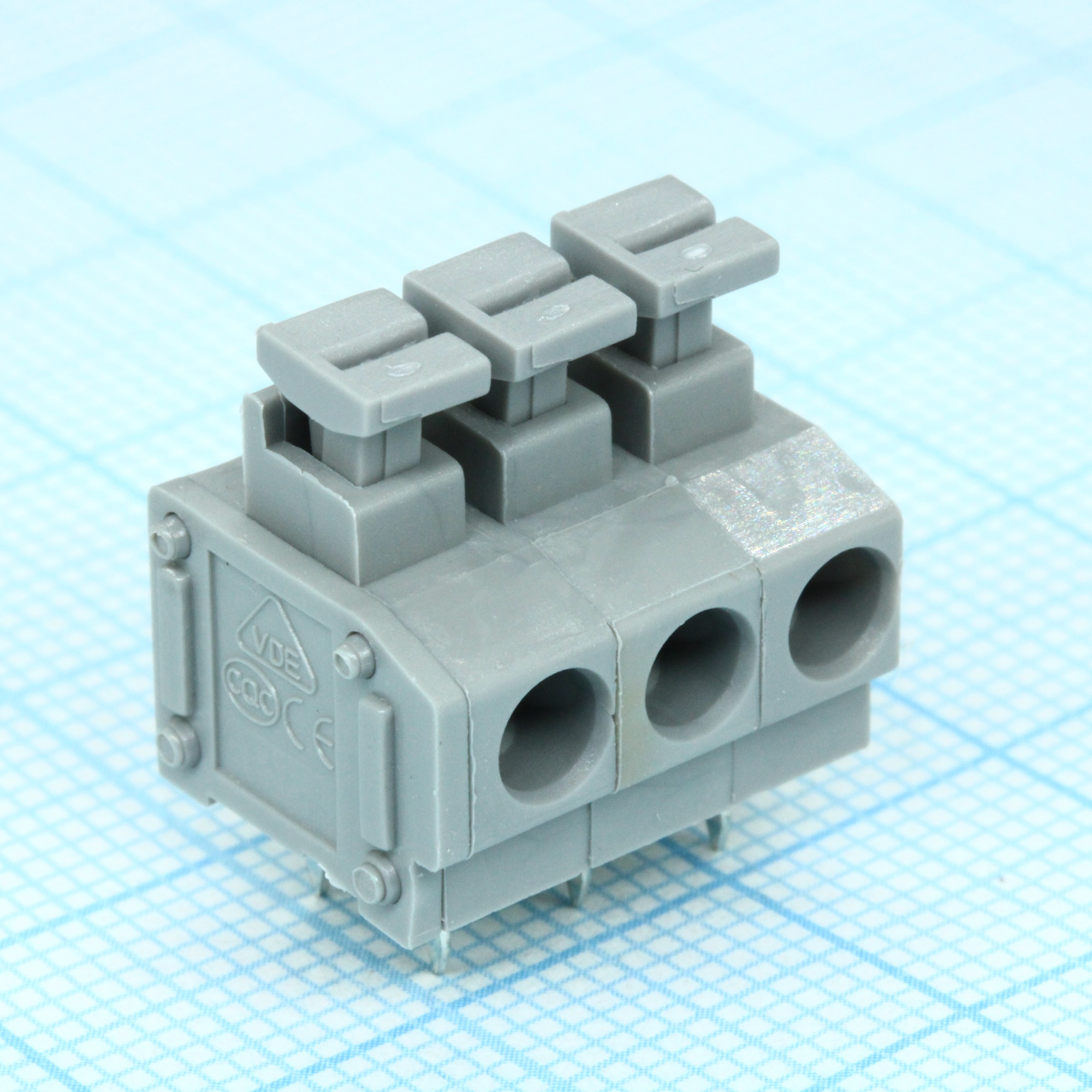 DG235-5.0-03P-11-00A(H) - Нажимной безвинтовой клеммный блок 3 контакта. Зажим типа торцевой контакт. Серия DG235-5.0