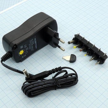 TN2250S - импульсный стабилизированный универсальный блок питания с набором разъёмов