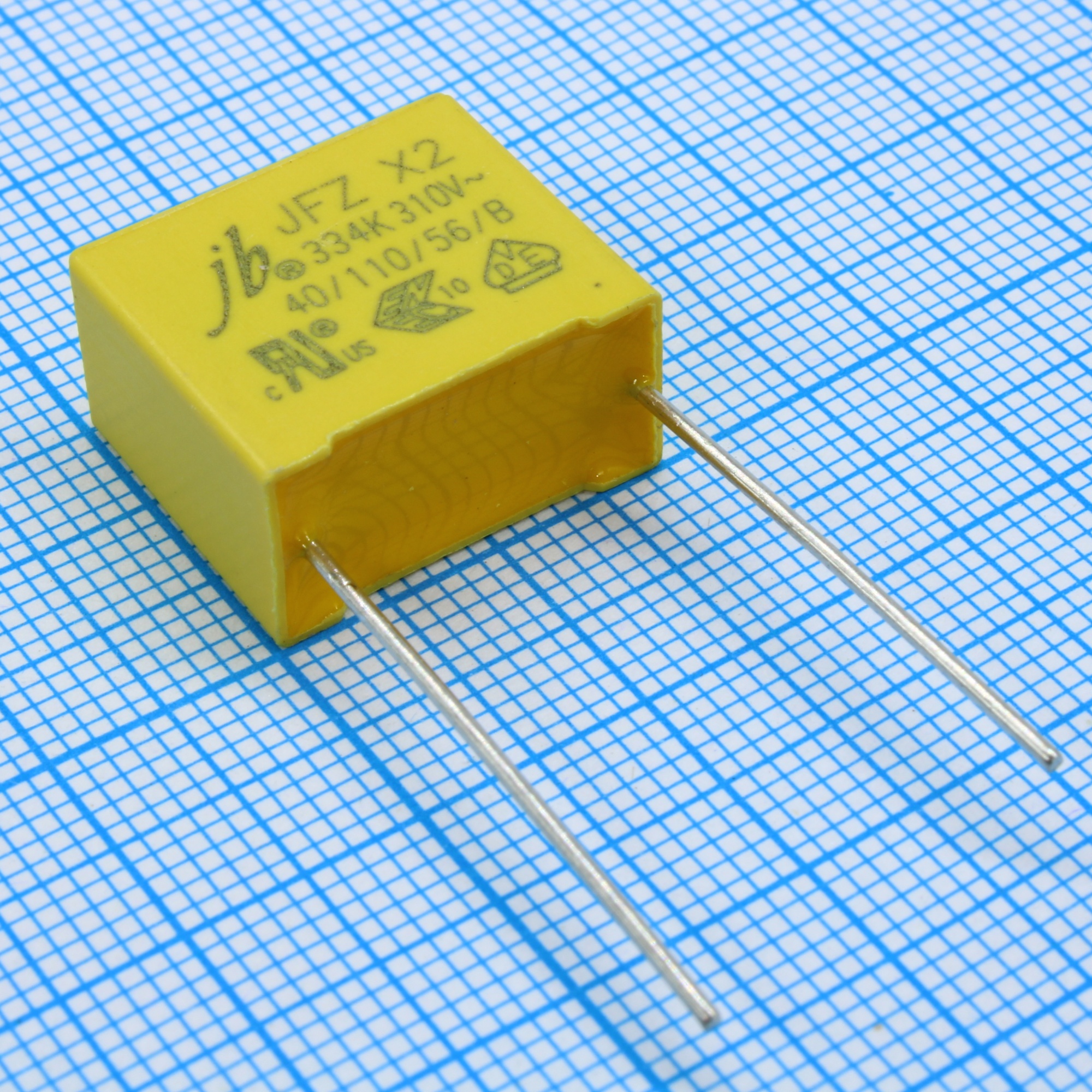 JFZ0A9334K150000B - Конденсатор помехоподавляющий X2 0.33мкФ 310VAC