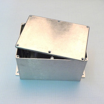 BS39MF - Герметичный алюминиевый корпус с фланцами с прокладкой, IP66, некрашеный