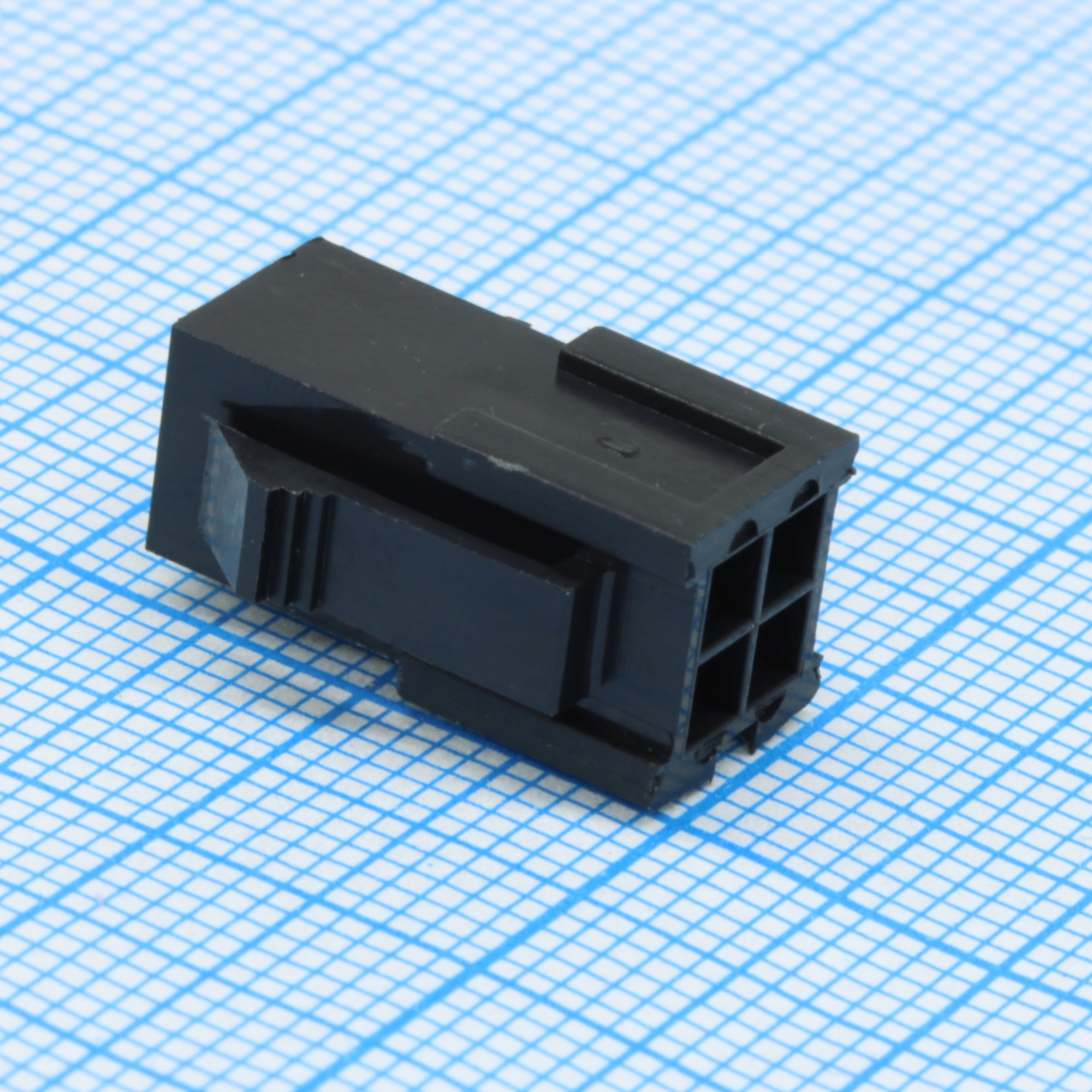 I-DS1073-03-PCB002X02 - Корпус штыревого разъема 2х2 контакта шаг 3мм на кабель