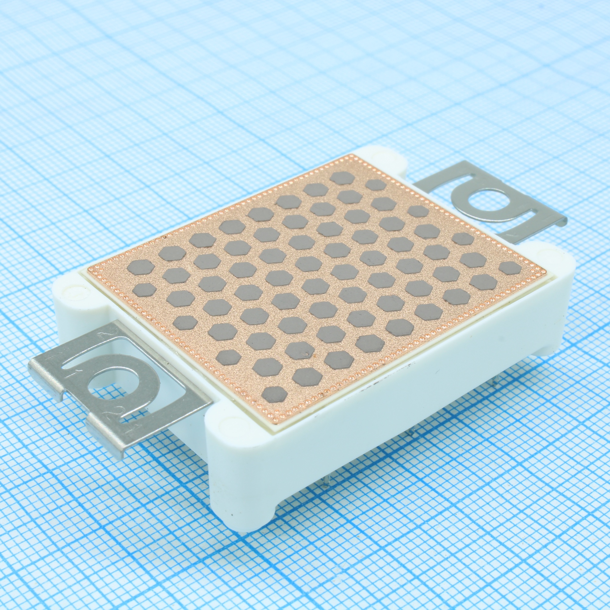 FF23MR12W1M1PB11BPSA1 - Модуль силовой SiC MOSFET N-канальный 1.2KВ 50A