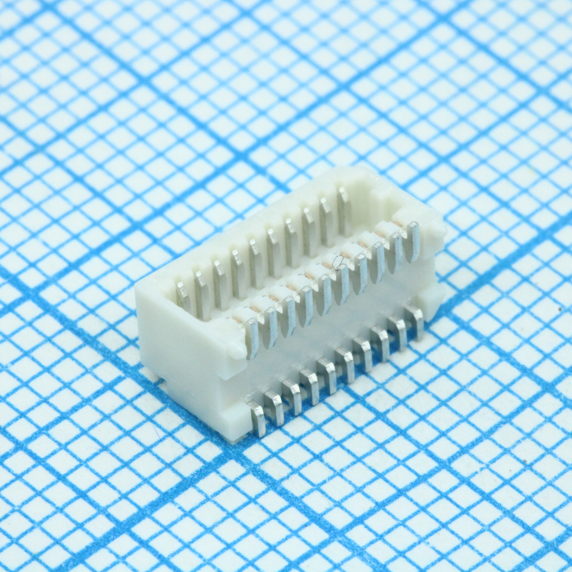 533092071 - Межплатный соединитель SlimStack 20 контактов шаг 0.8мм вилка угловой