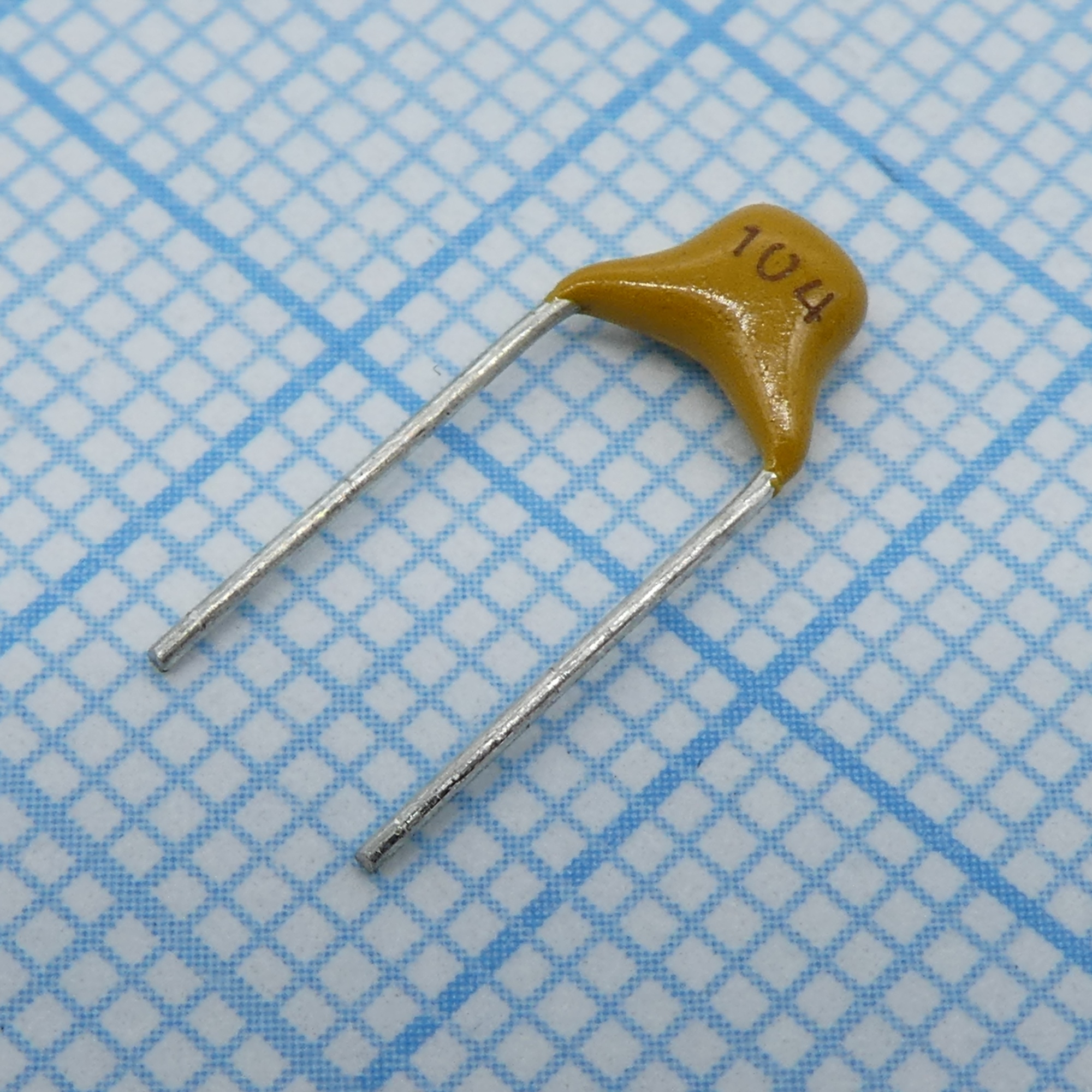 TS170R2A104K8BBB0R - Конденсатор керамический многослойный 0.1мкФ 100В X7R ±10% радиальный 5.08мм 125°C россыпь