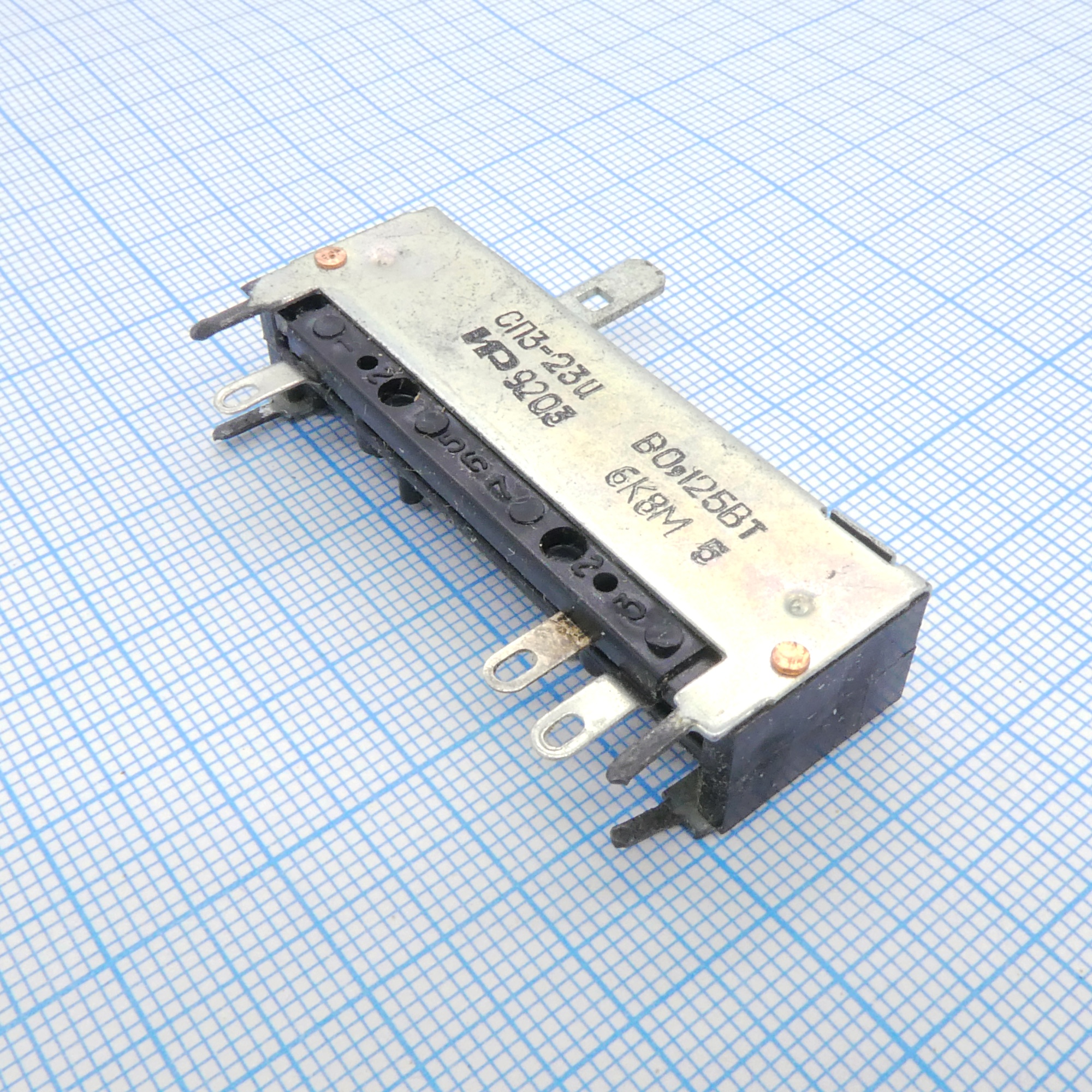 СП3-23И 0.125 В-12 20%    6.8К - Резистор переменный регулировочный движковый одинарный
