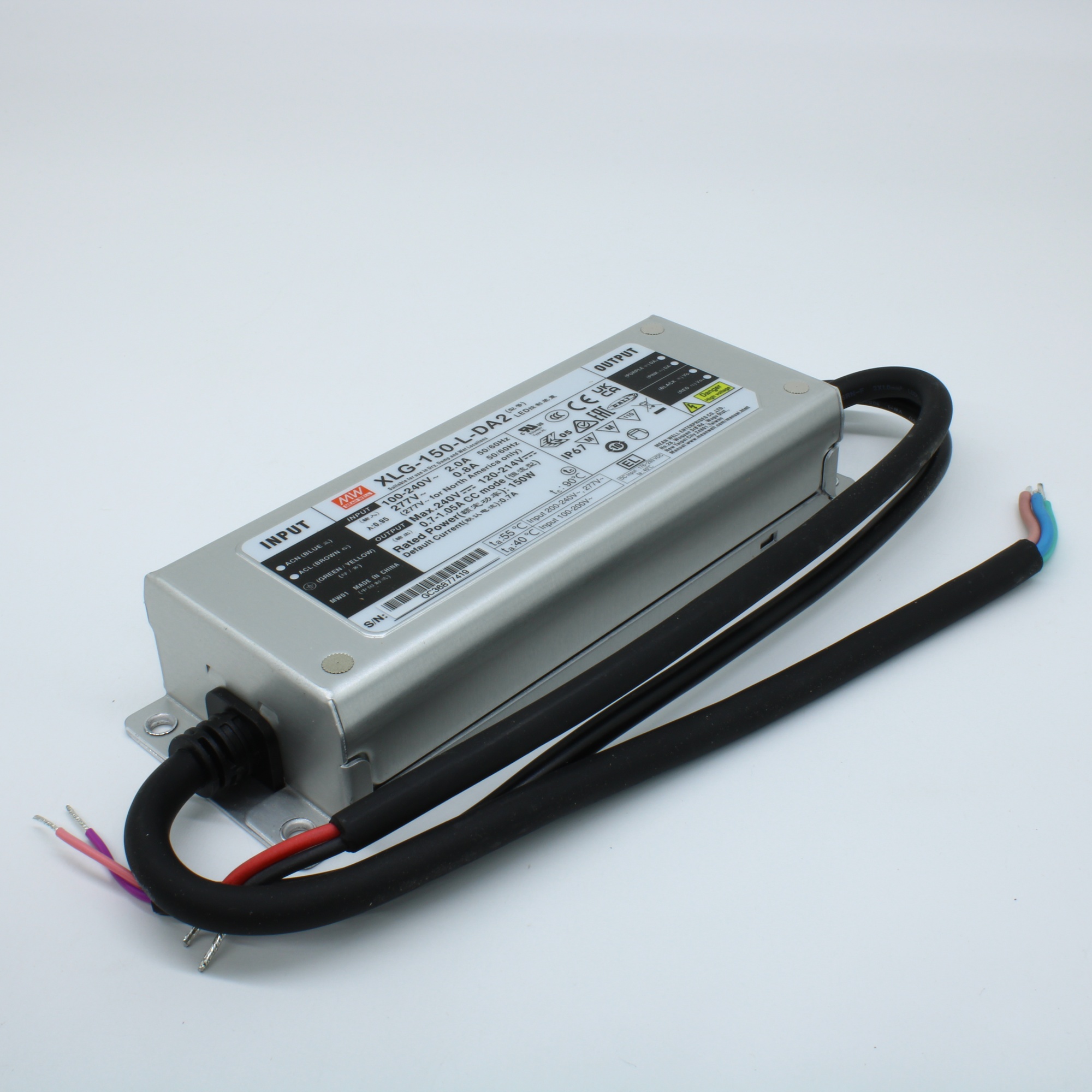 XLG-150-L-DA2 - AC-DC, 150Вт, вход 100…305В AC, 47…63Гц/142…431В DC, выход 120…214В/700мА, рег. вых 350…1050мА, изоляция 3750В AC, в корпусе 180х63х35.5мм, -40…+90°С, DALI-2 димминг