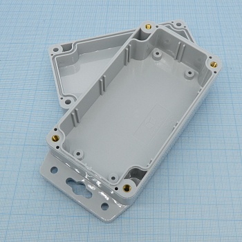 G203MF - Герметичный корпус из поликарбоната с фланцем, IP65, светло-серый