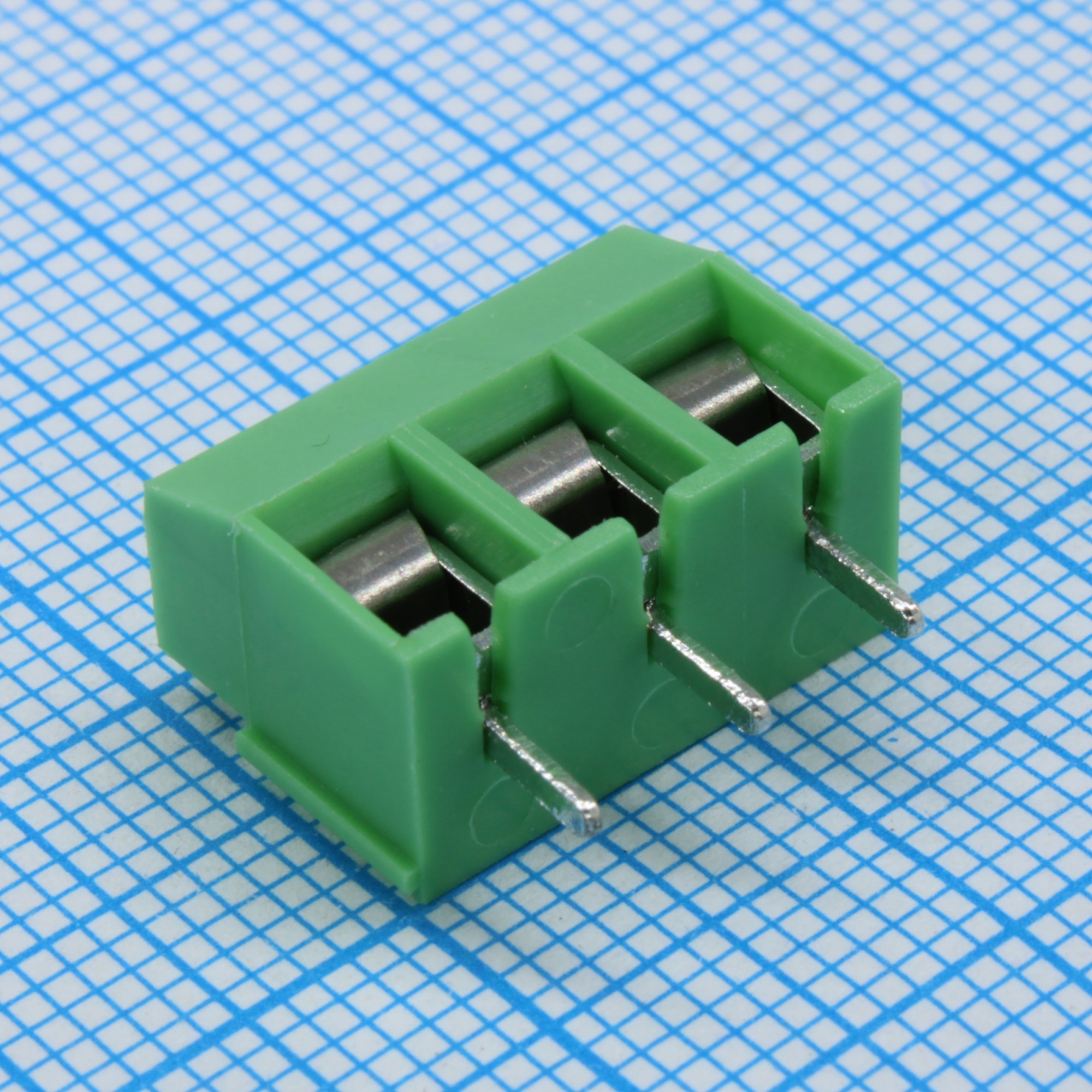 GT126-5.0-03P-14-00 - Винтовой клеммный блок c рельефной обоймой, 3 контакта. Серия GT126-5.0