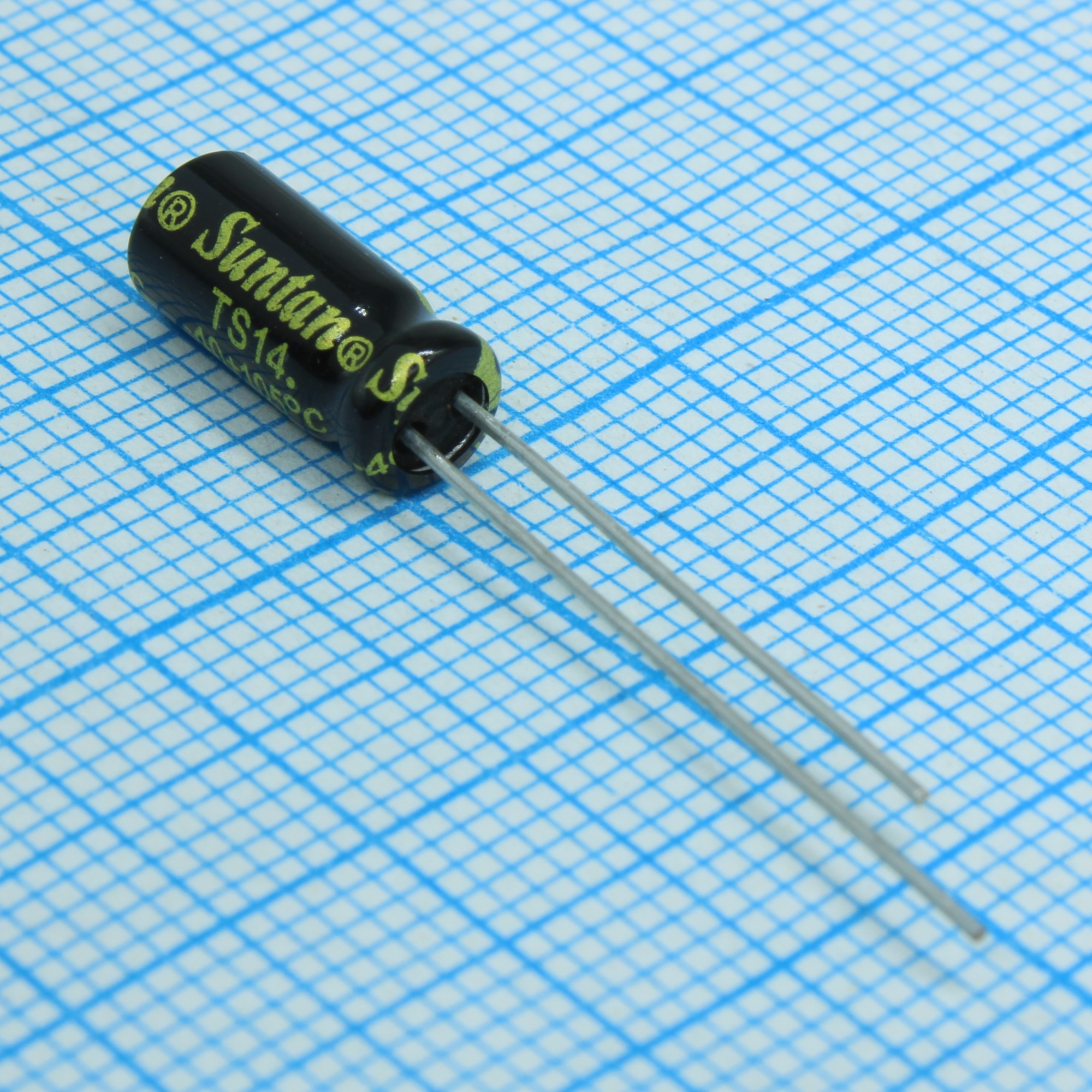 TS13DF1C220MSB030R - Алюминиевый электролитический конденсатор неполярный 16В 22мкФ ±20% 5х11мм  105°C