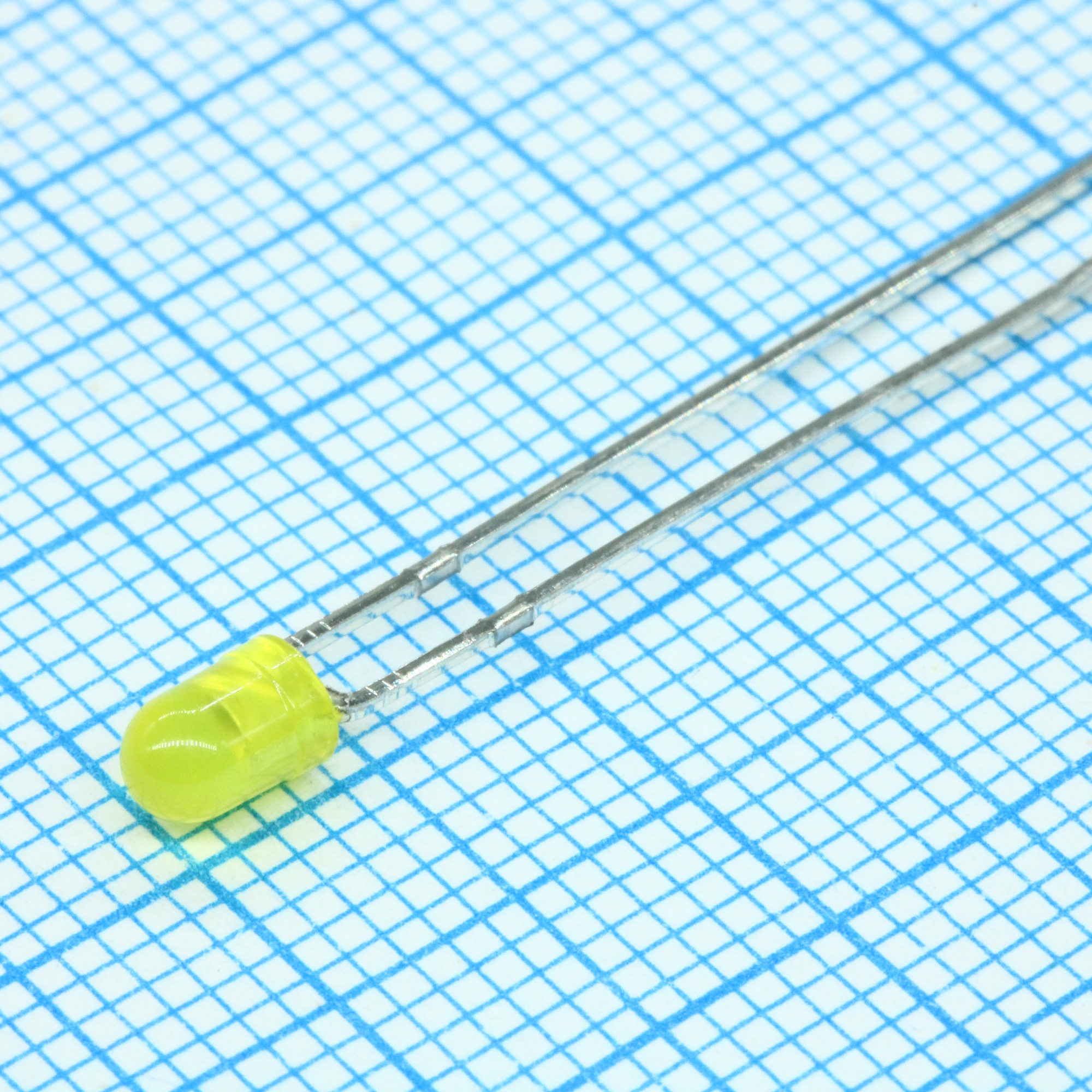 FYL-3014SUYD1G - Светодиод 3мм, суперяркий желтый, матовый, 590 нм, 2000 мКд, 60°