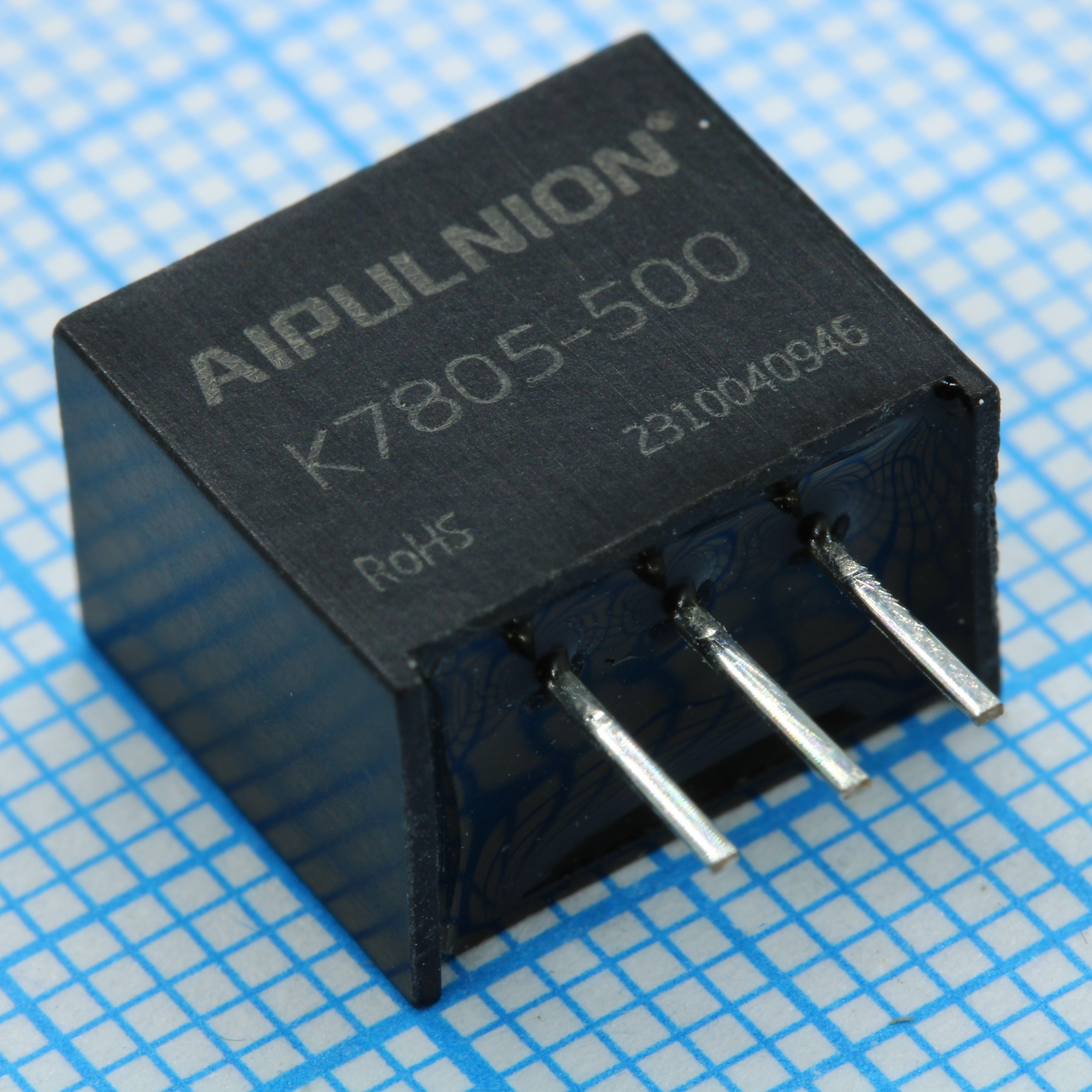 K7805-500 - DC/DC, 2.5Вт, вход 6.5…36В, выход 5В/0.5А или вход 6.5…27В, выход -5В/0.4А, без гальваноразвязки, КПД 80…93%, SIP3, 11.6x7.5x10.2мм, -40…85°C, пластик