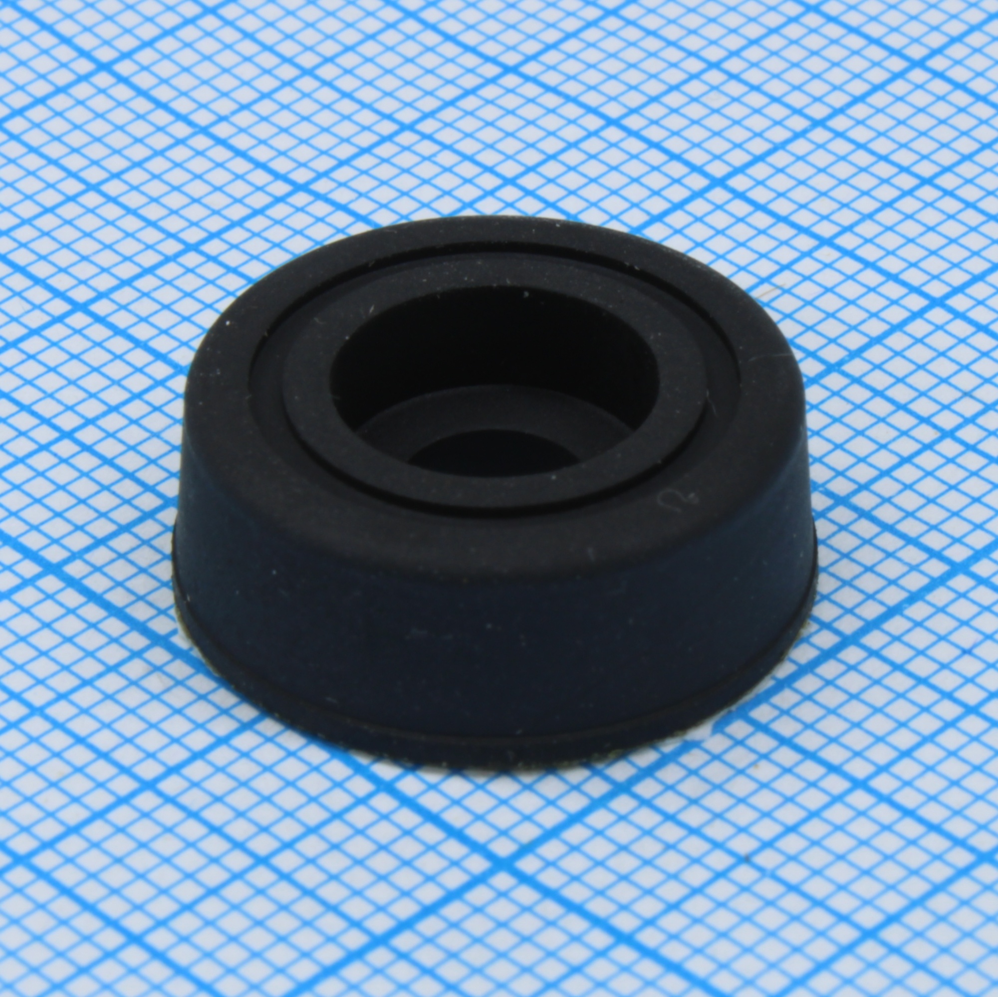 RF-1014 - Круглая резиновая ножка черного цвета на клеевой основе 3M