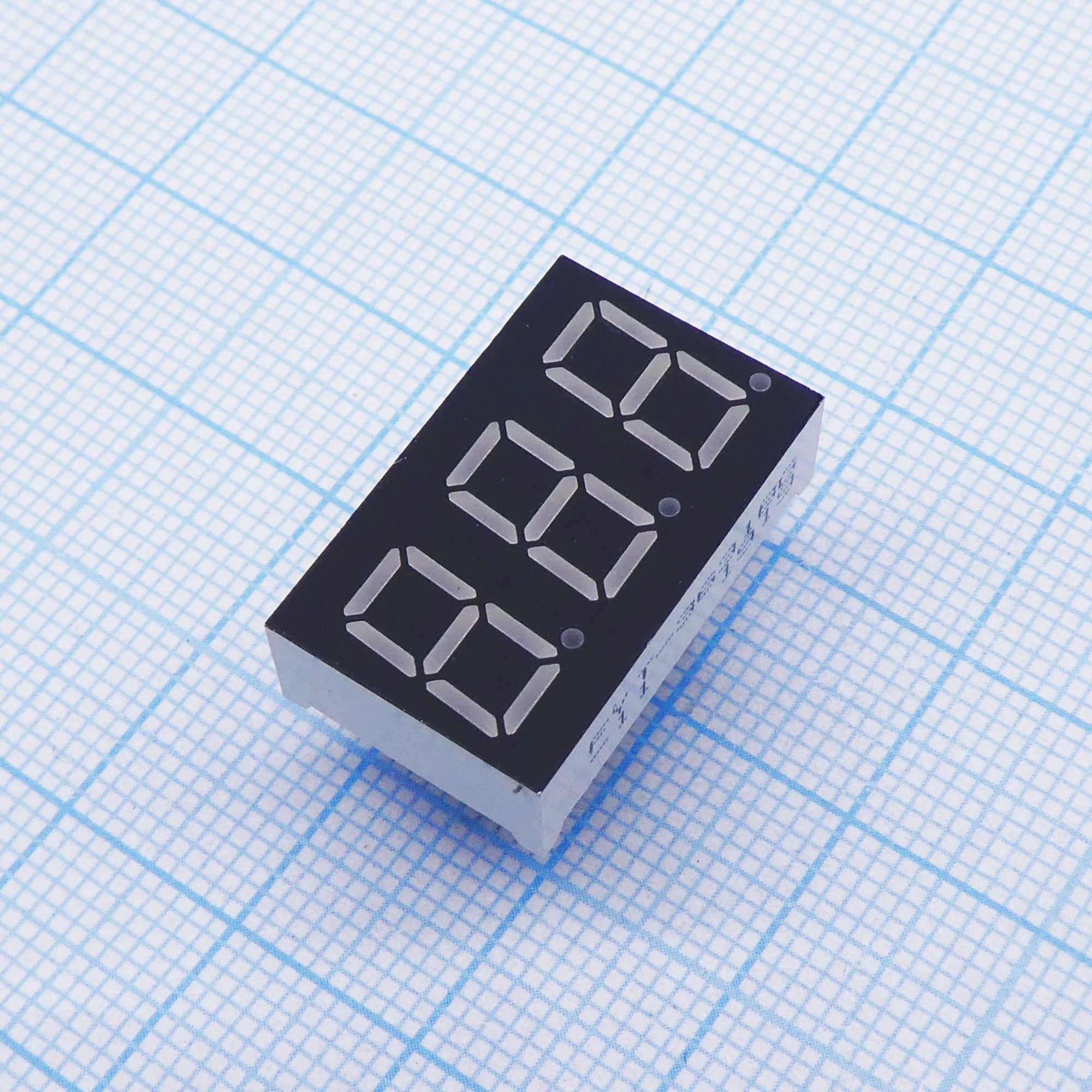 FYT-3631BG-11 - 3-х разрядный индикатор 9,2мм/зеленый/570нм/14-18мкд/ОА