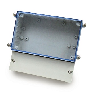 DC001CBUNO - Двухсекционный корпус IP65 с прозрачной синей крышкой на винтах, база ABS светло-серая, крышка из поликарбоната