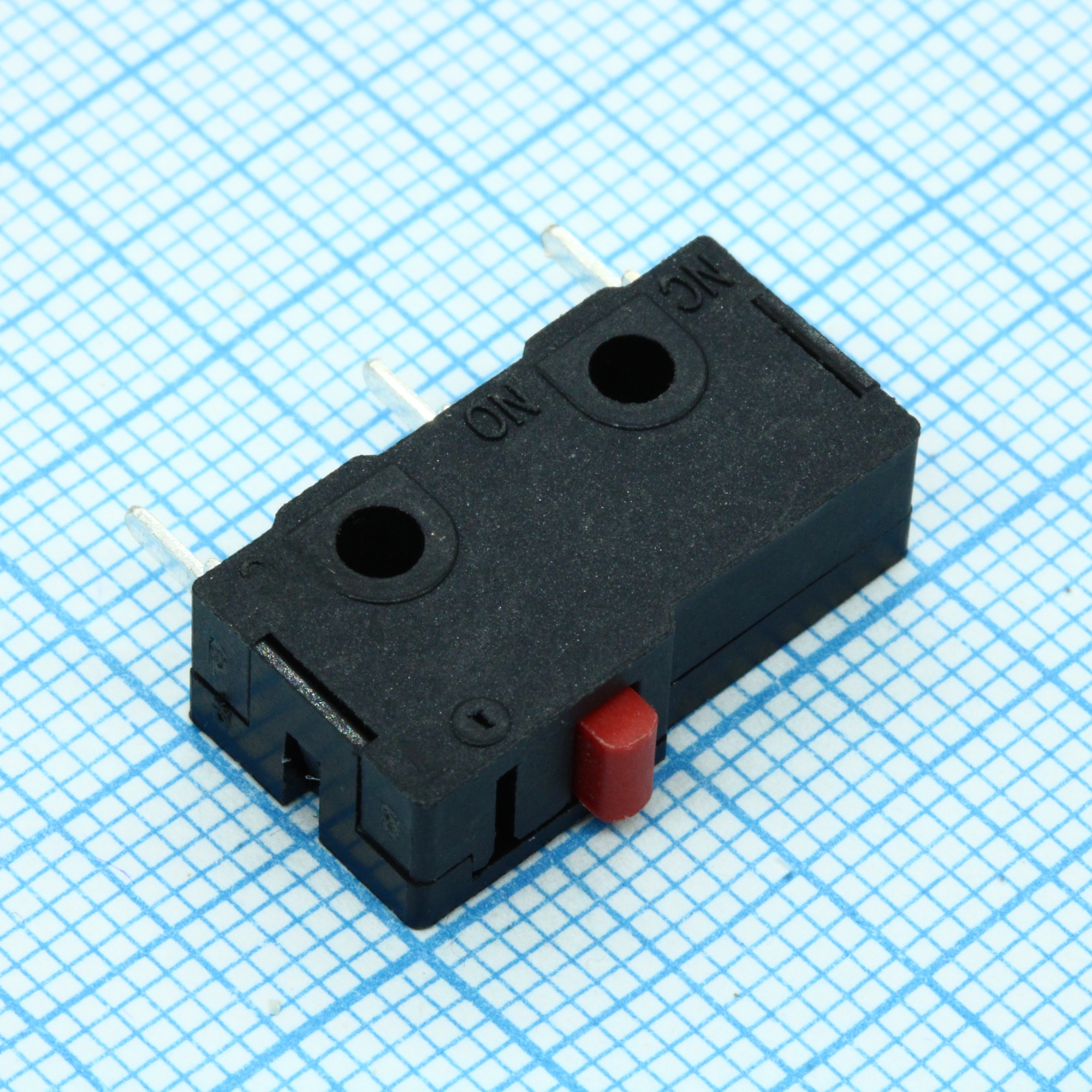 SM5-00N-116 - Микропереключатель 3А 250В, прямые выводы