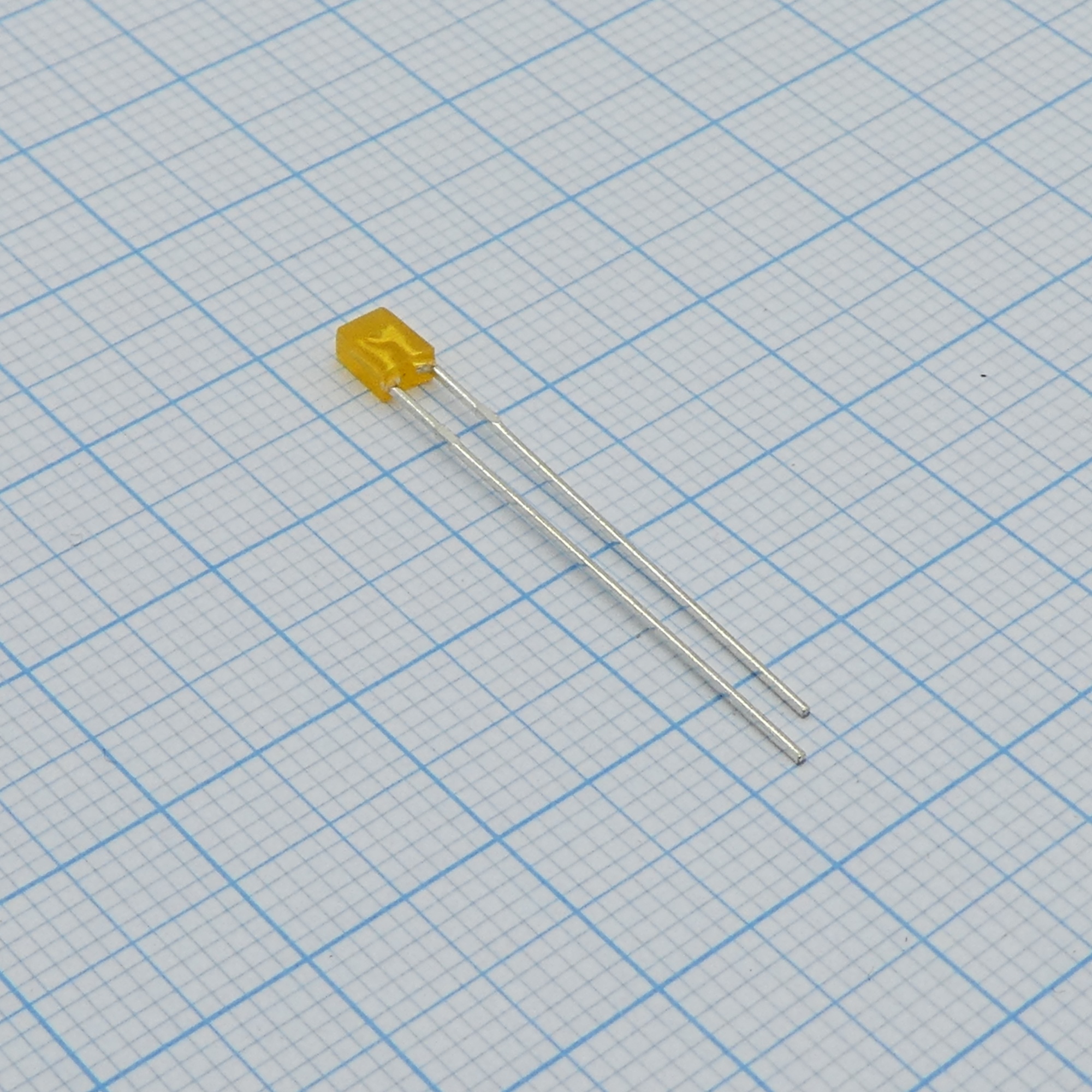 L-914ADT - Светодиод 2х3мм/желтый/588нм/2-5мкд/100°