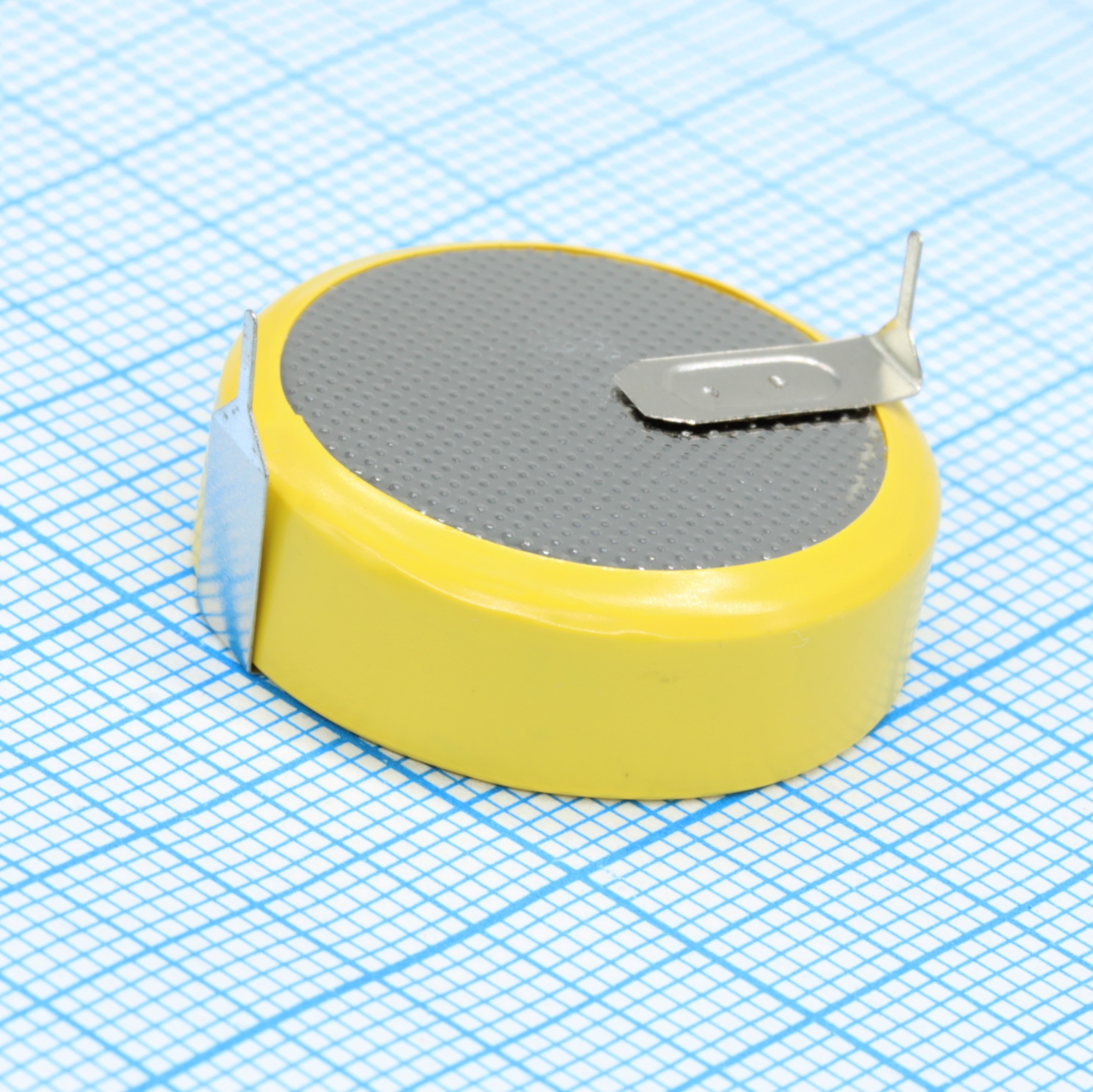 CR2477T-VBY2 - 2 ноги, горизонтальный монтаж, расстояние между выводами 24 мм)