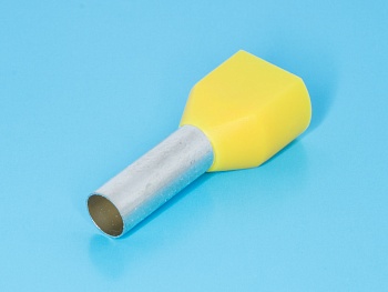 TIC2-6.0-14 - Наконечник 14мм для обжима двух многожильных кабелей  6,0мм, изолированный, кратно 100шт.