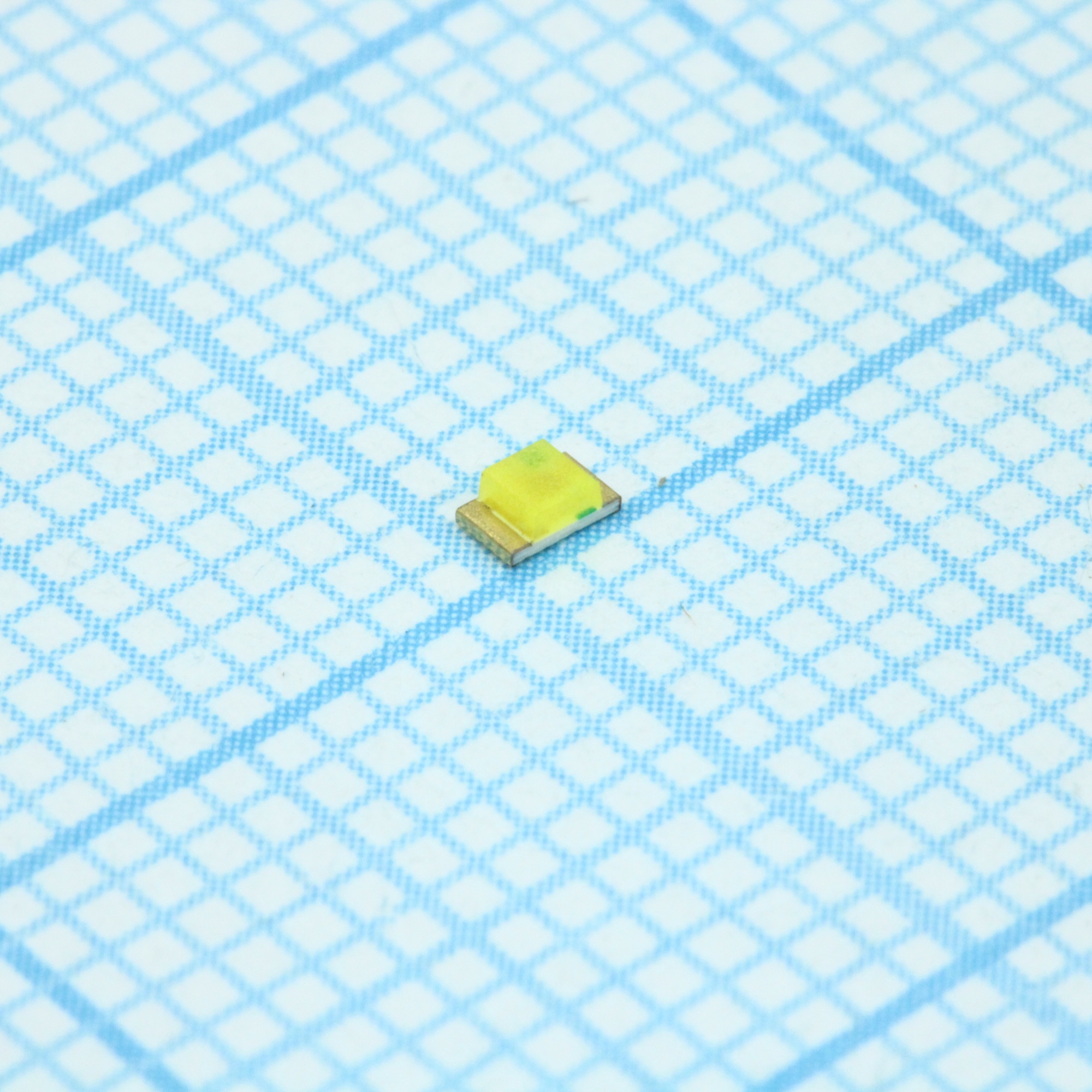 KPT-2012QWF-E - Светодиод smd 2х1,25мм/белый/110-300мкд/желтый флуоресцентный/120°