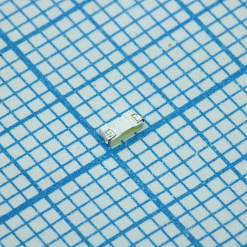 LW Y1SG-BFCF-EKFM-1 - Светодиод SMD белый холодный 8200K питание 3.3В угловой выводы внутрь