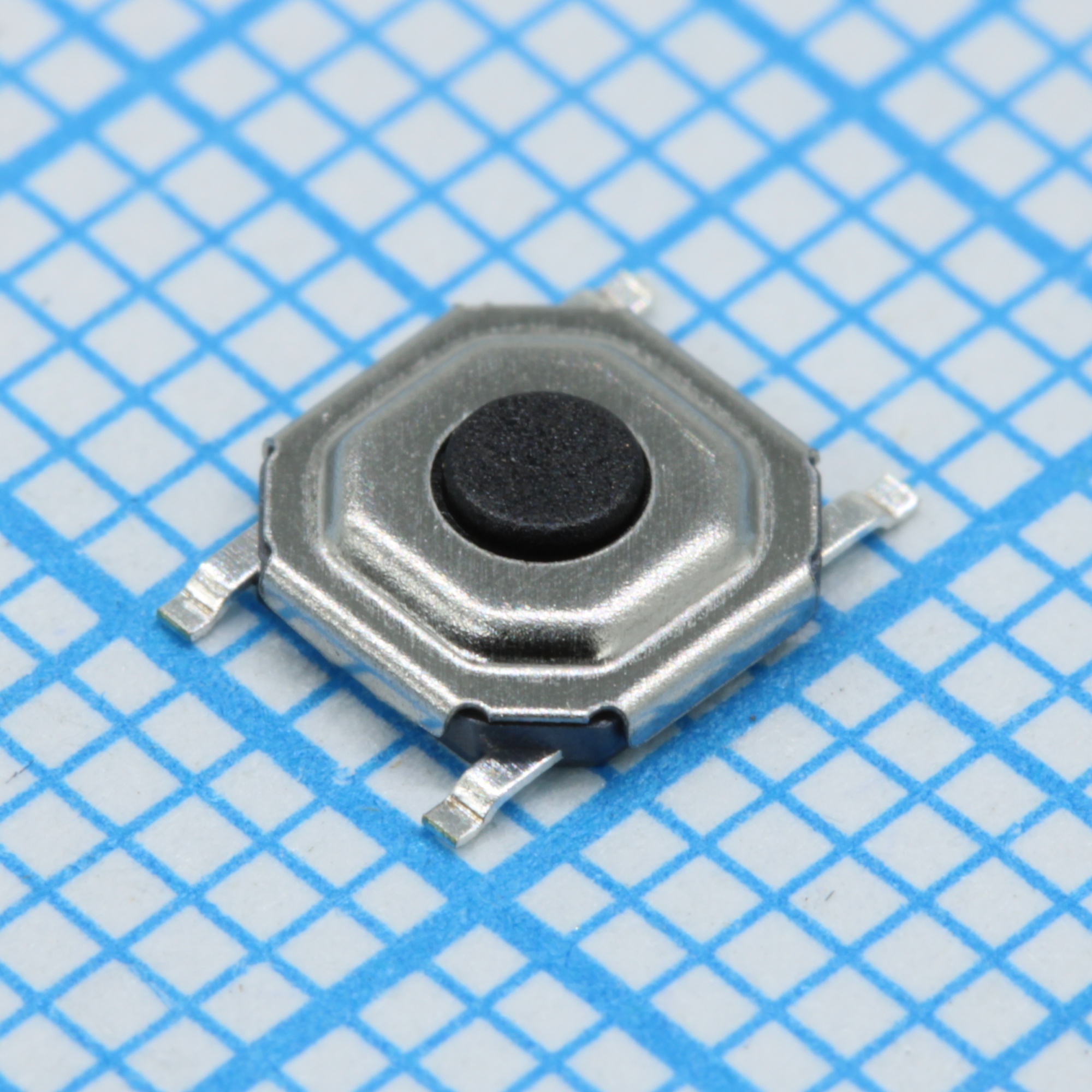 DS1042-09-1015KKR25010 - Кнопка тактильная 5.2Х5.2мм 12В/50мА, поверхн. монтаж на плату, металл. корпус, 30000 циклов