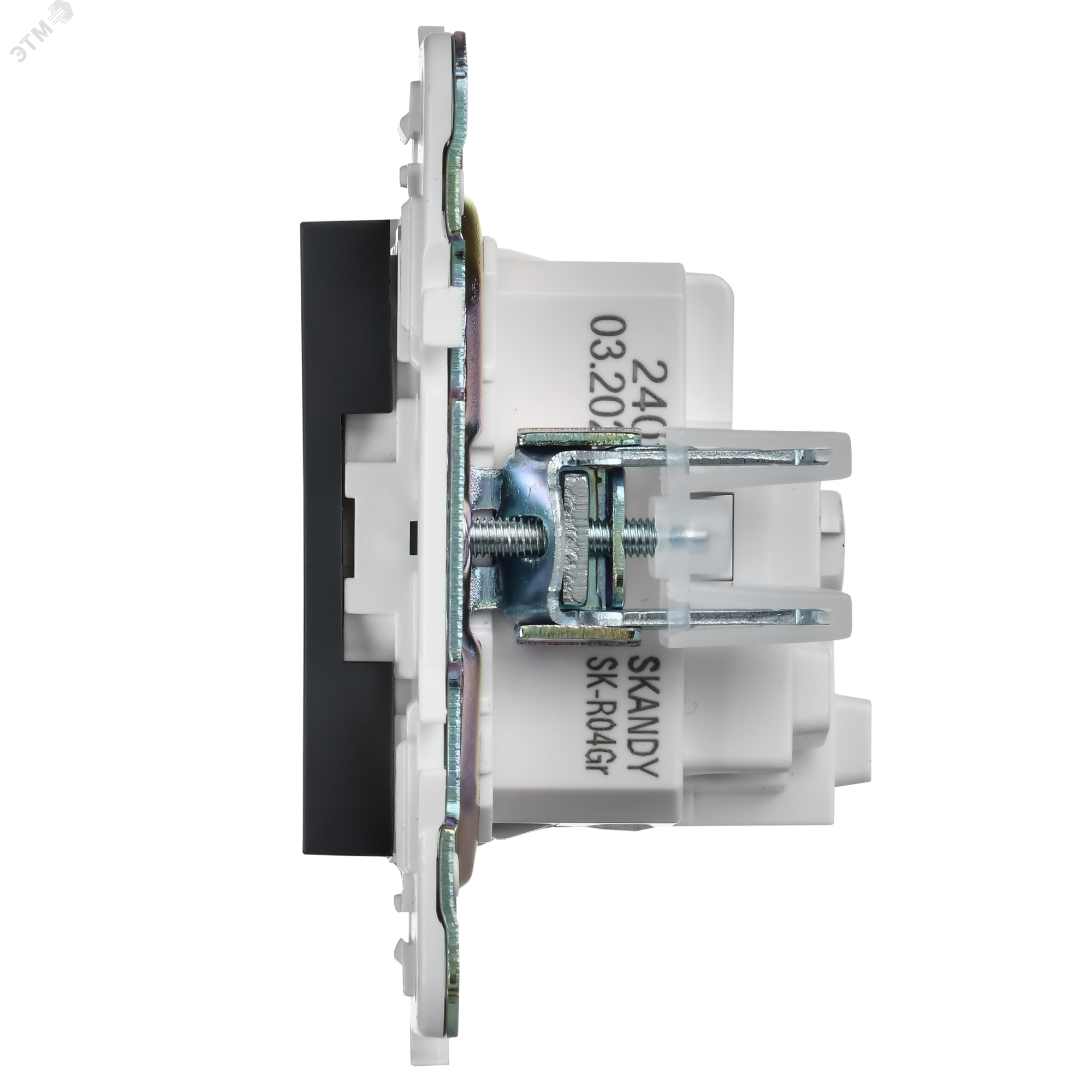 SKANDY Розетка с заземлением с защитными шторками 16А SK-R04T титан IEK SK-R14-16-K48