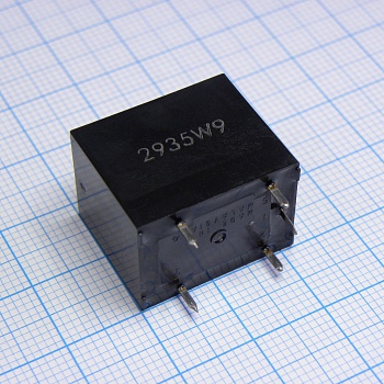 G5LE-14-DC5 - Реле силовое общего применения катушка 5В одна группа на переключение 10A