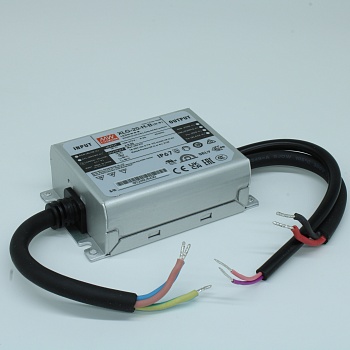 XLG-20-H-B - AC-DC, 21Вт, IP67, вход 90…305В AC, 47…63Гц, ККМ, выход 0.7А/18…30В, изоляция 3750В AC, в кожухе 95х63х30мм, -40…+80°С (корпус)