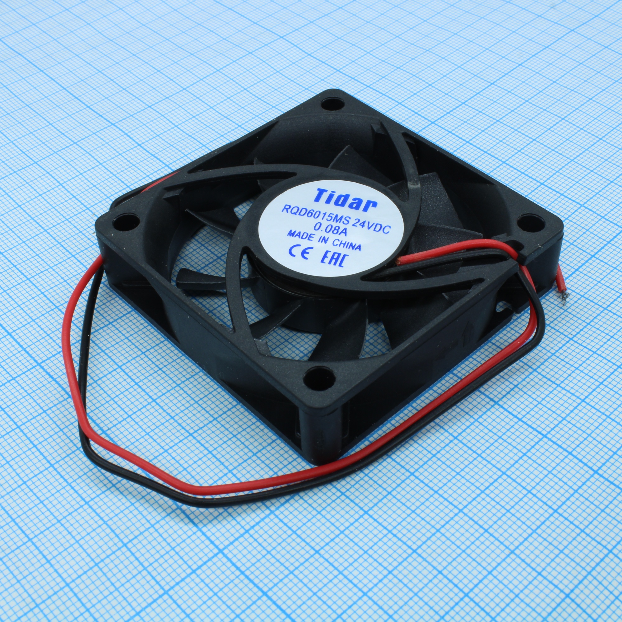 RQD 6015MS 24VDC - Вентилятор 24В 60x60х15мм, 4900 об/мин., 39м3/час, 28.5дБ, подшипник скольжения, тип вывода - провод