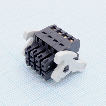 Wago713-1104/037-000 - Зажимной клеммник 8 (4x2)-конт. розетка, шаг 3,5 мм, чёрная; бок. защелки, сеч. пров. 0.08-1.5мм2, 160В, 10А