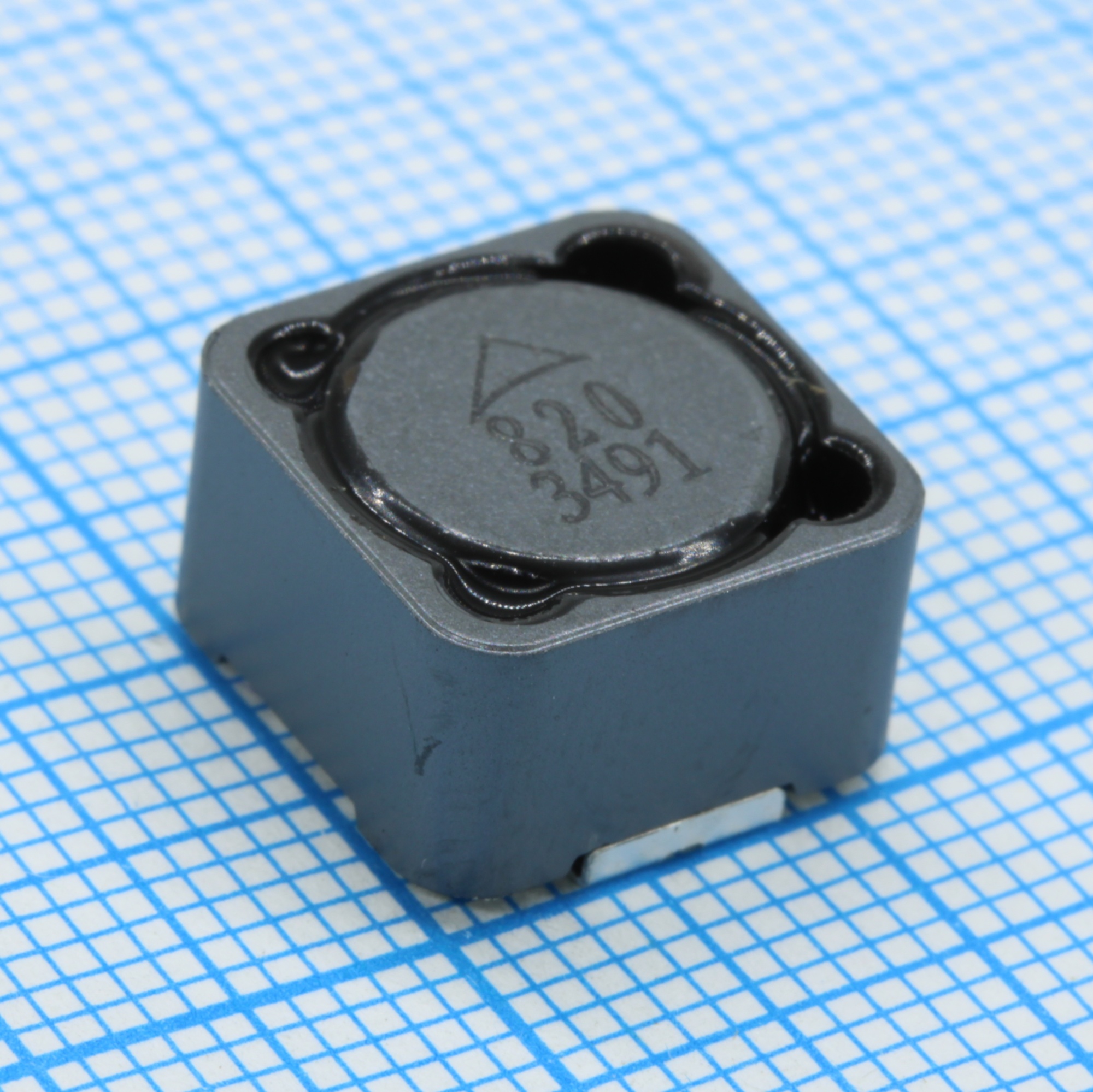 B82477G4823M - ЧИП-индуктивность экранированная 82мкГн ±20%, 1.9A, 0.145 Ом