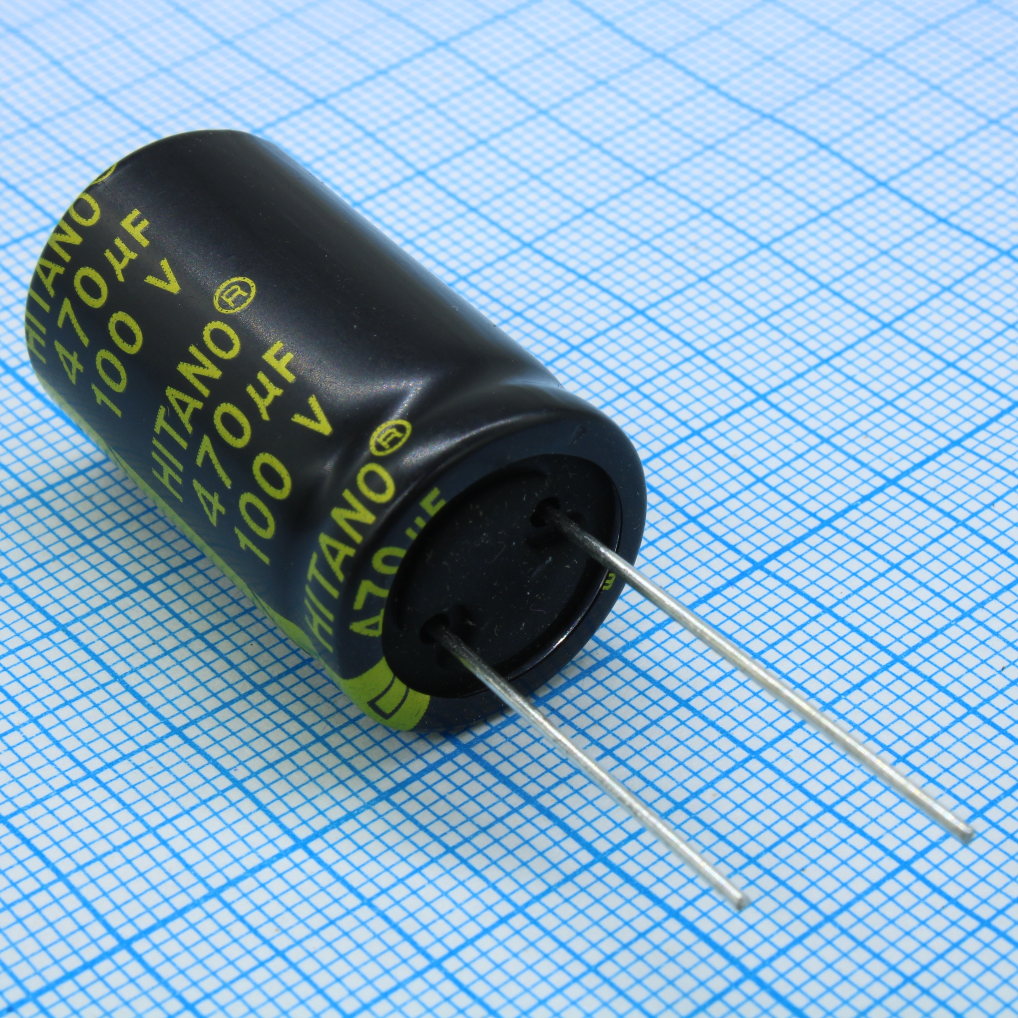 EXR471M2AB - Конденсатор алюминиевый электролитический 470мкФ 100В ±20% (18 X 32мм) радиальный 7.5мм 0.076Ом 1907мА 5000час 105°С россыпь